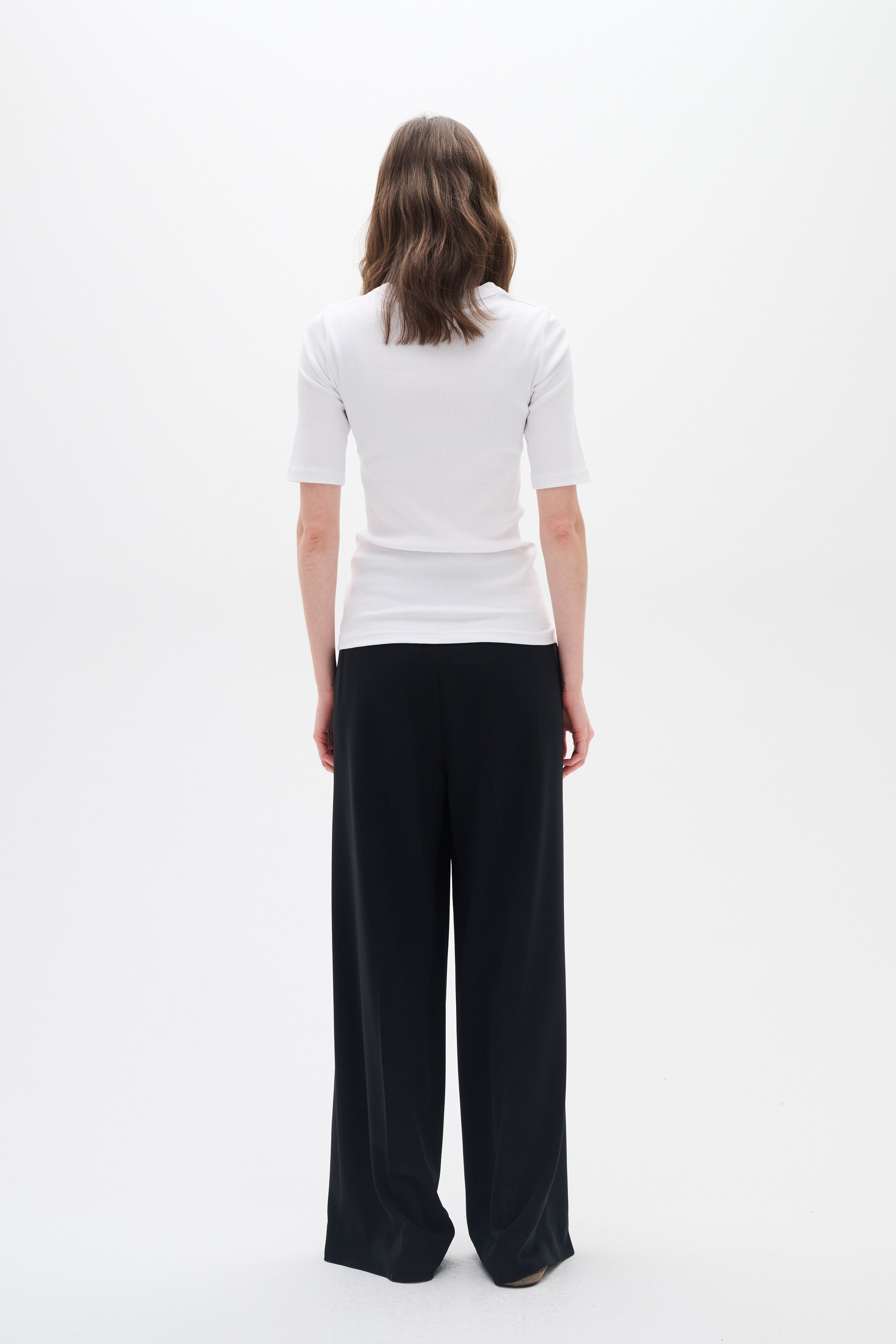 AdianIW Trousers LOOKBOOK BACK 30107826-194008