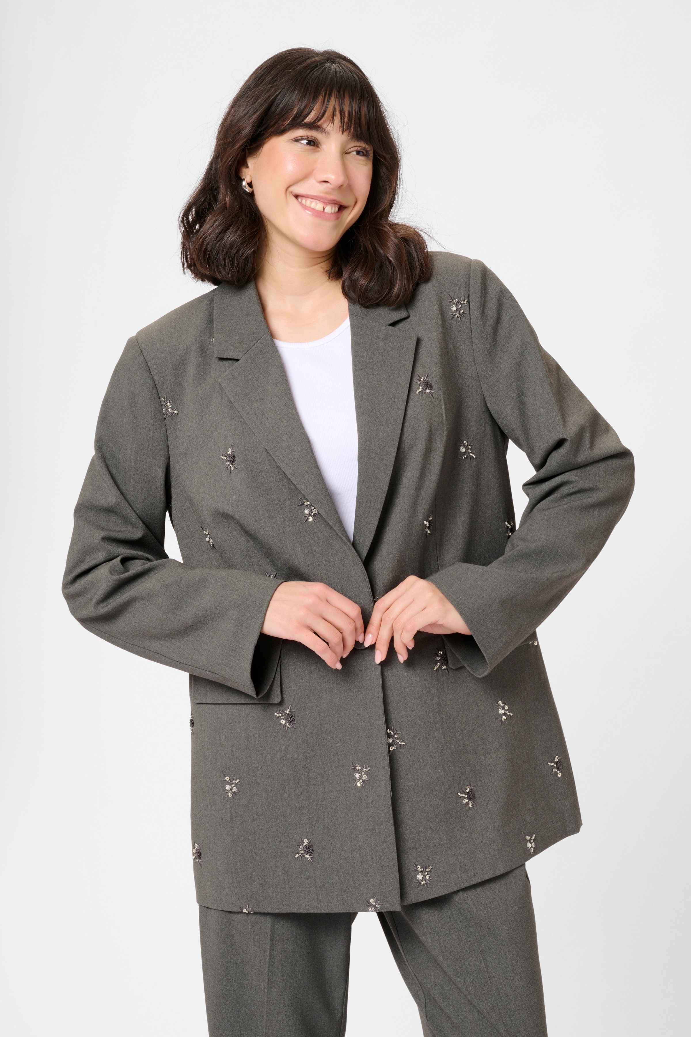 KAollie Blazer LOOKBOOK FRONT 10510943-100123