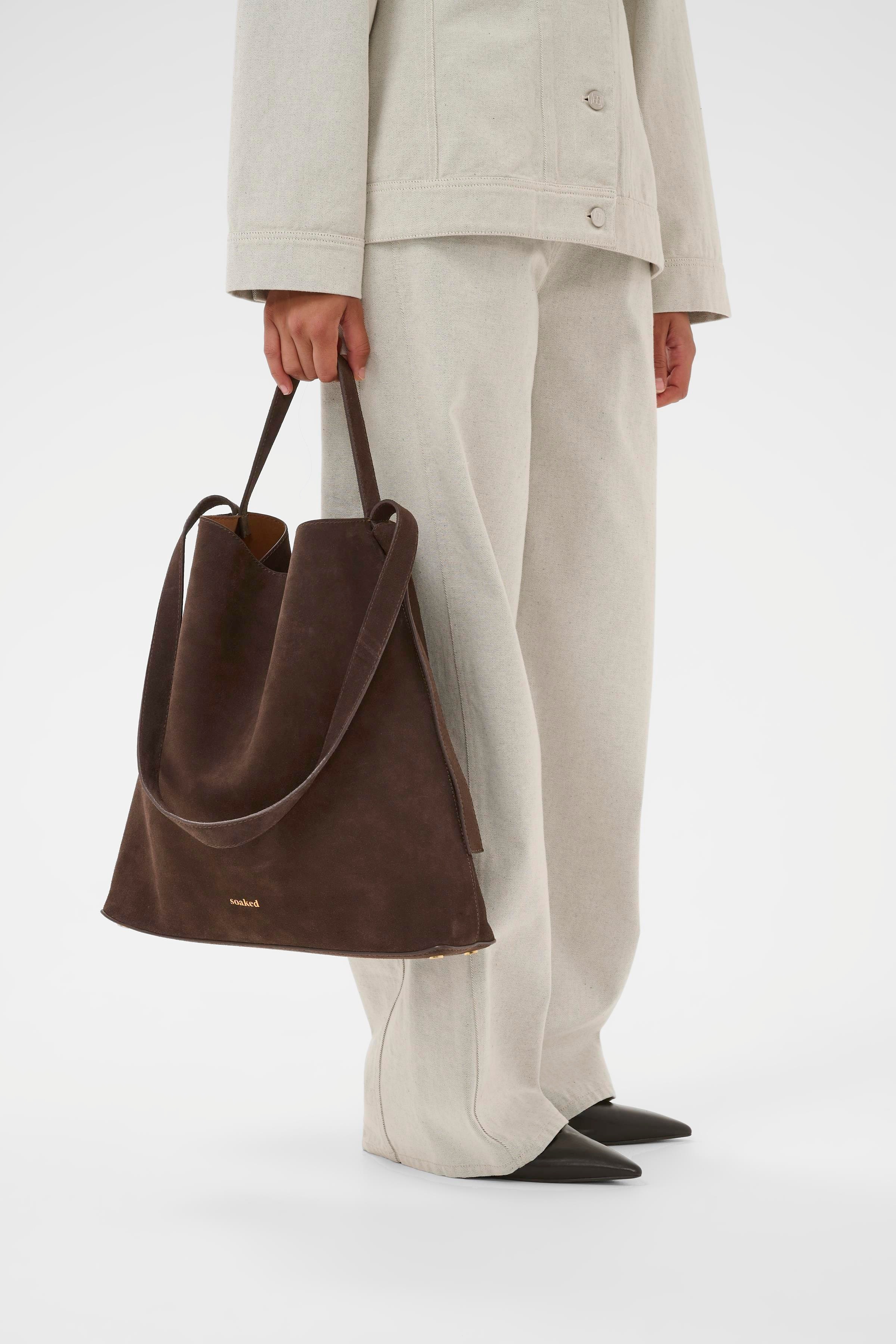 SLCalilje Pose LOOKBOOK FRONT 30408832-190915