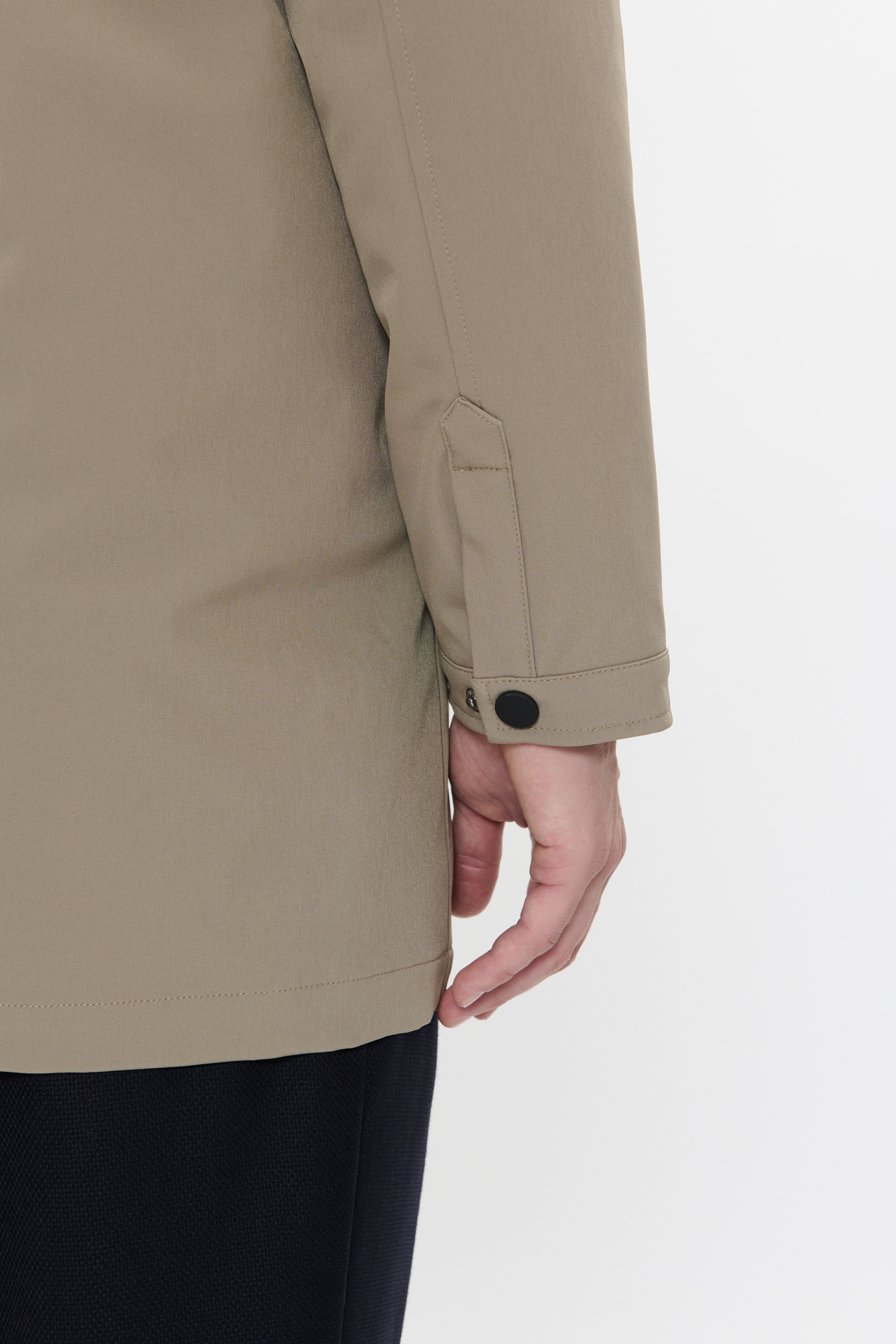 Philman Mantel LOOKBOOK DETAIL 30203863-181110