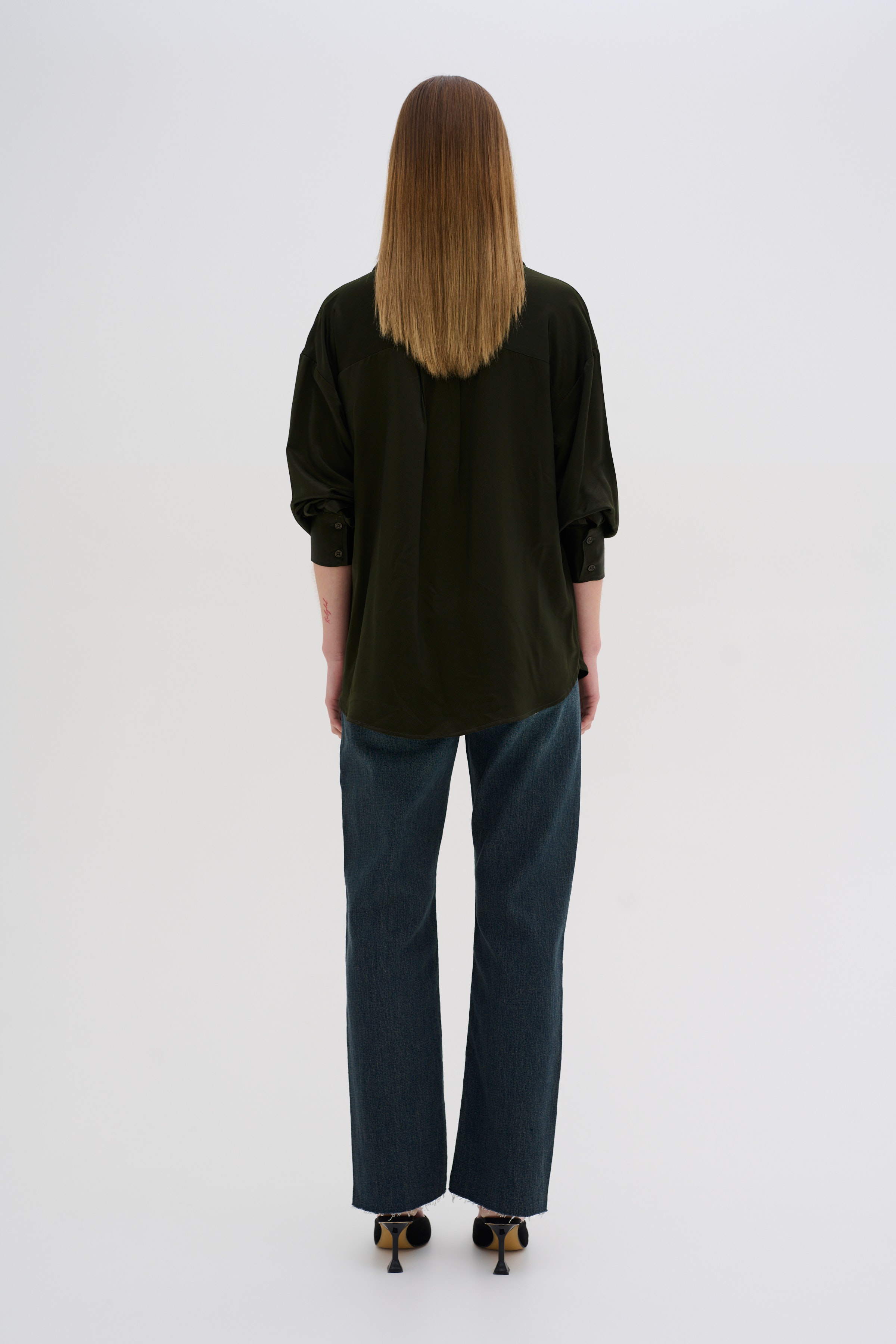 EstelleMW Shirt LOOKBOOK BACK 10704839-190509