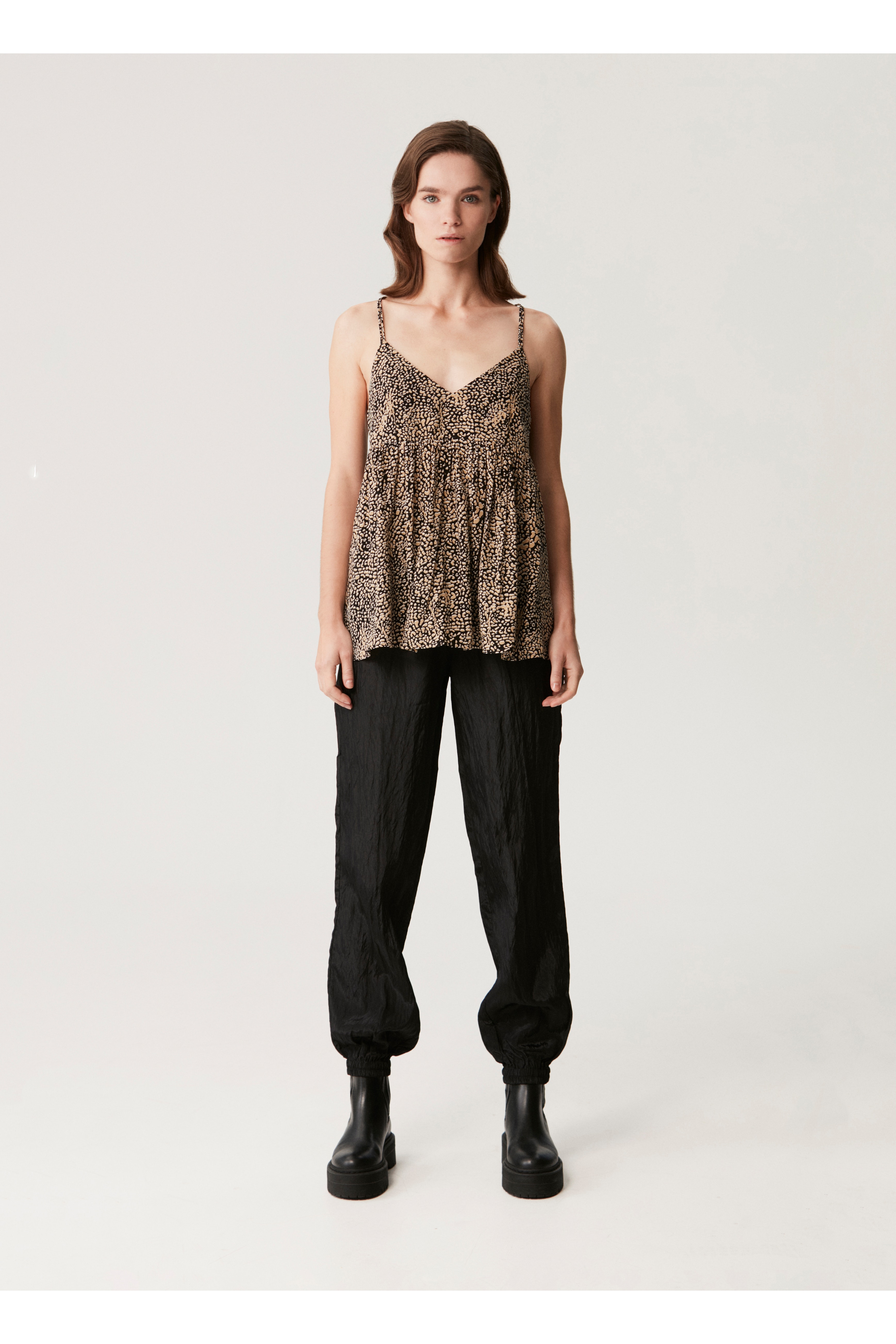 JodisGZ Top LOOKBOOK FRONT 10905363-101502