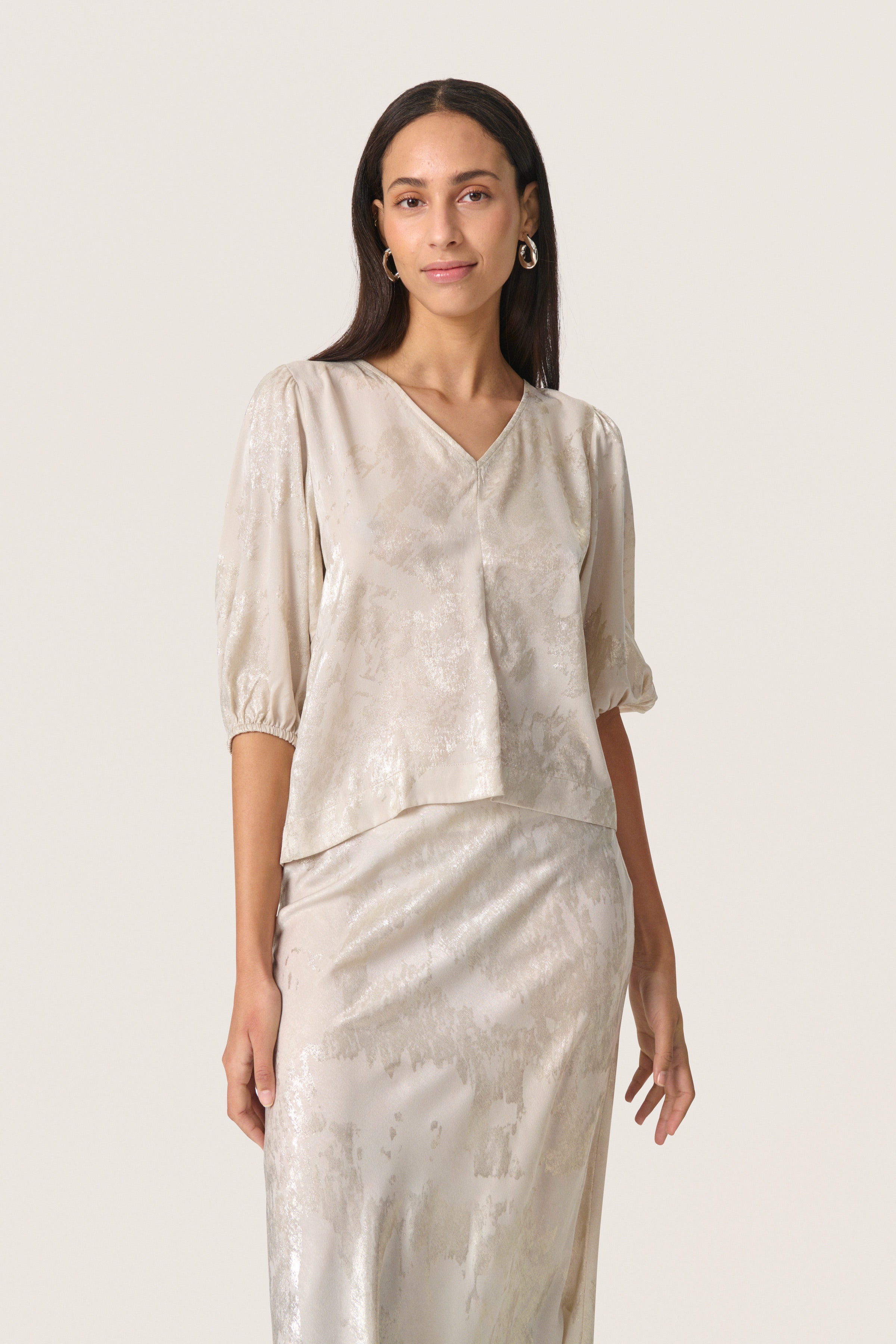 SLKitty Bluse LOOKBOOK FRONT 30408115-303520