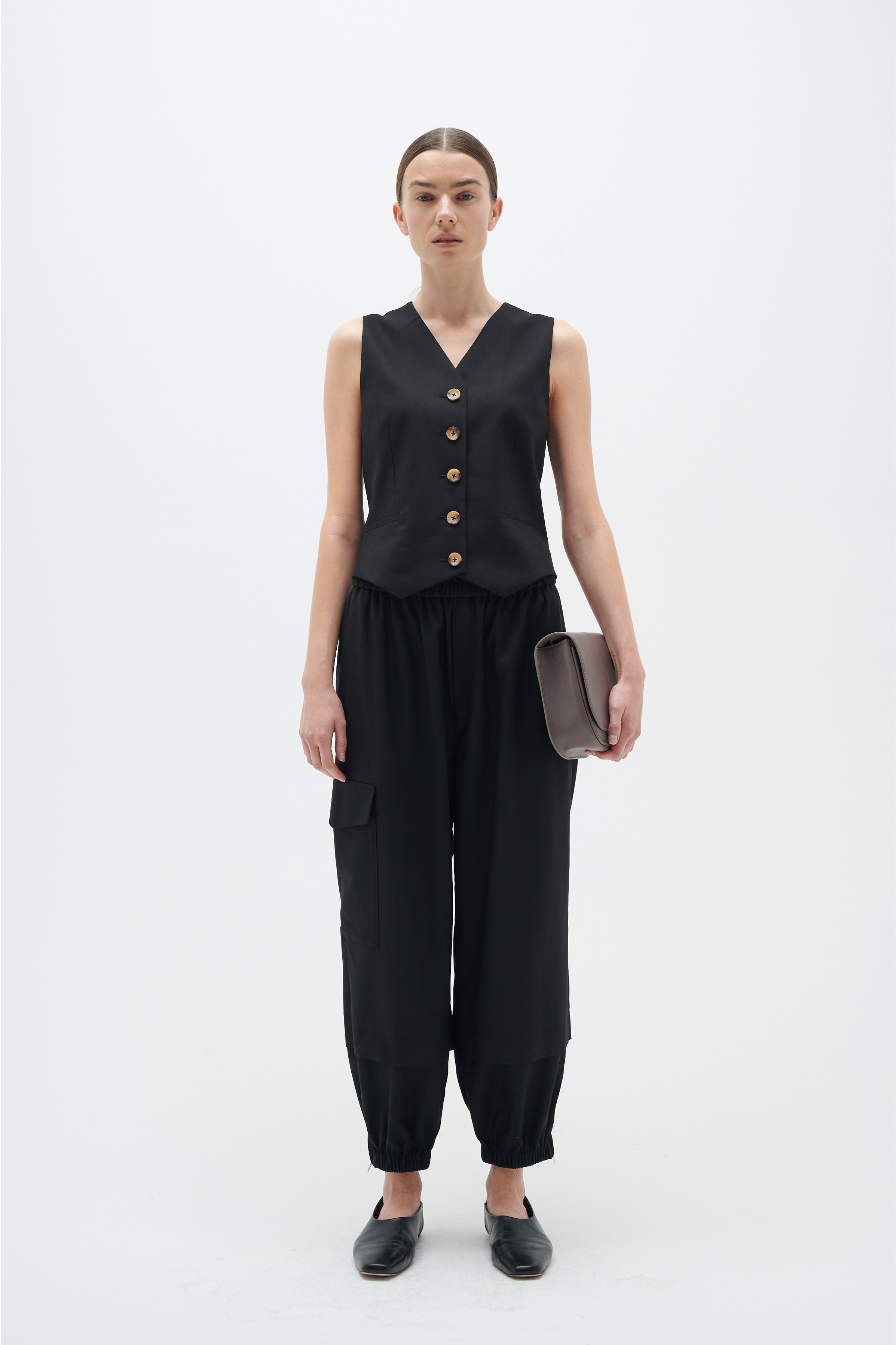 WaiIW Hose LOOKBOOK FRONT 30108706-194008
