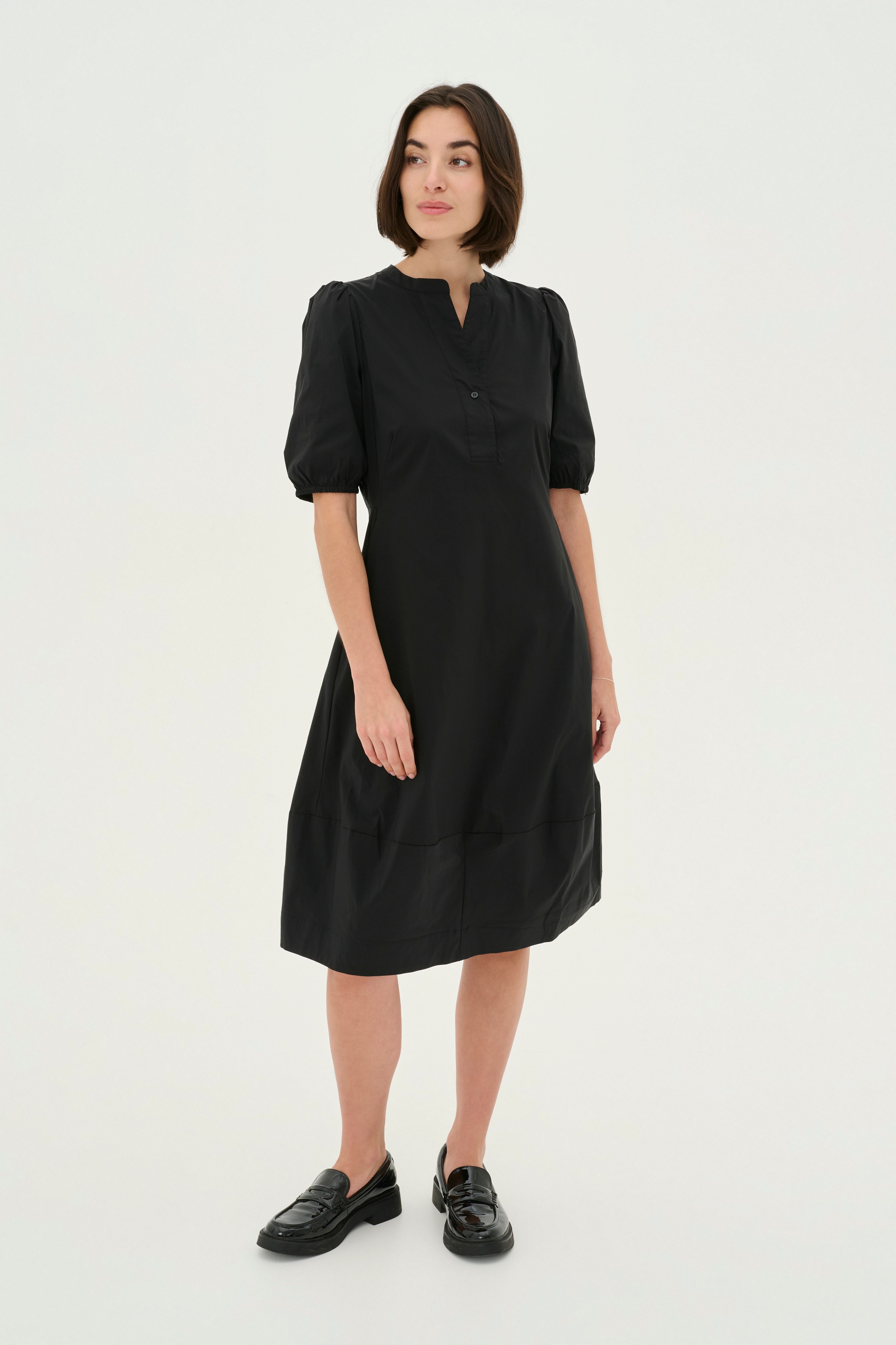 CUantoinett Dress LOOKBOOK FRONT 50110038-500012