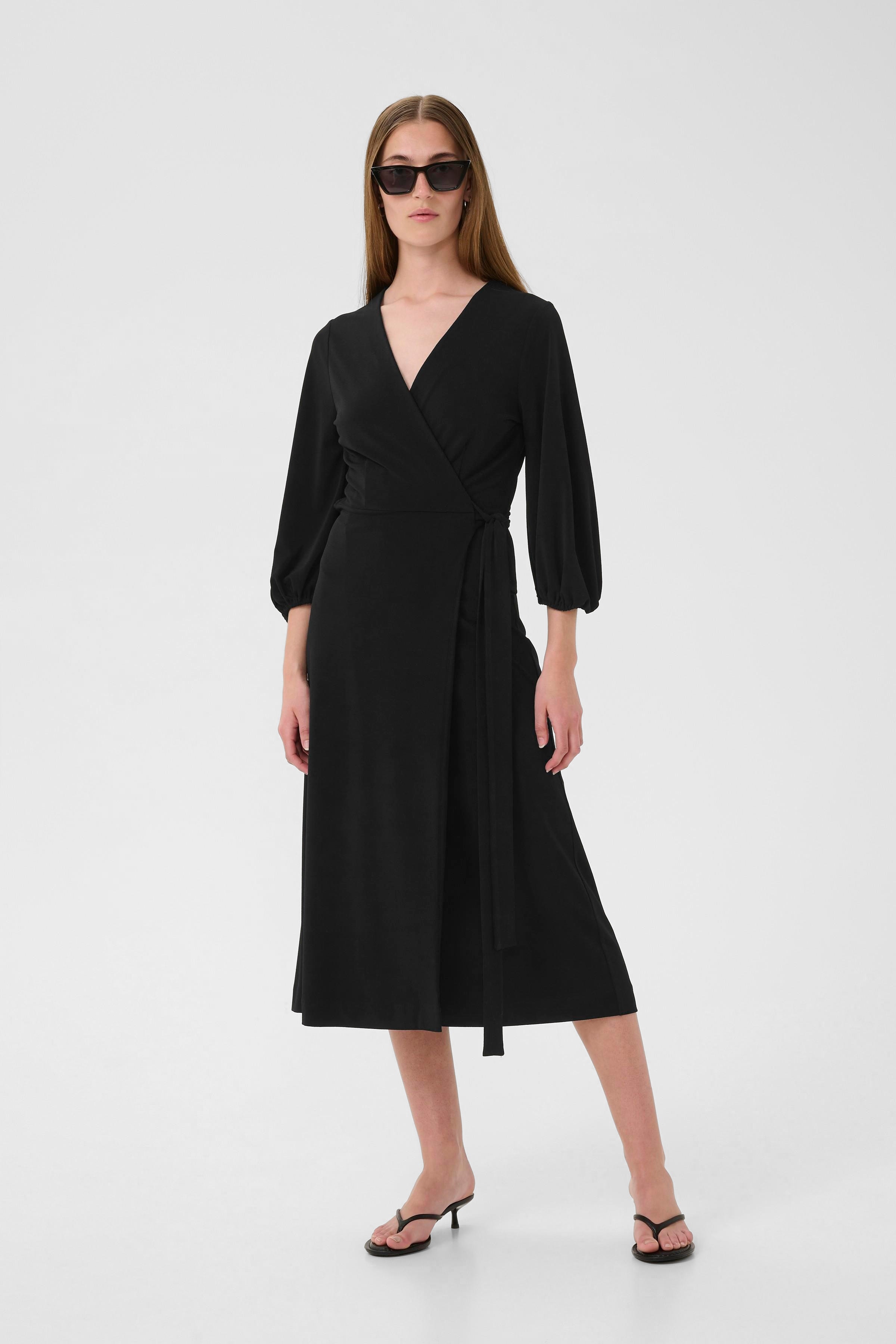 GaldriaIW Wrap Kjole LOOKBOOK FRONT 30110952-194008