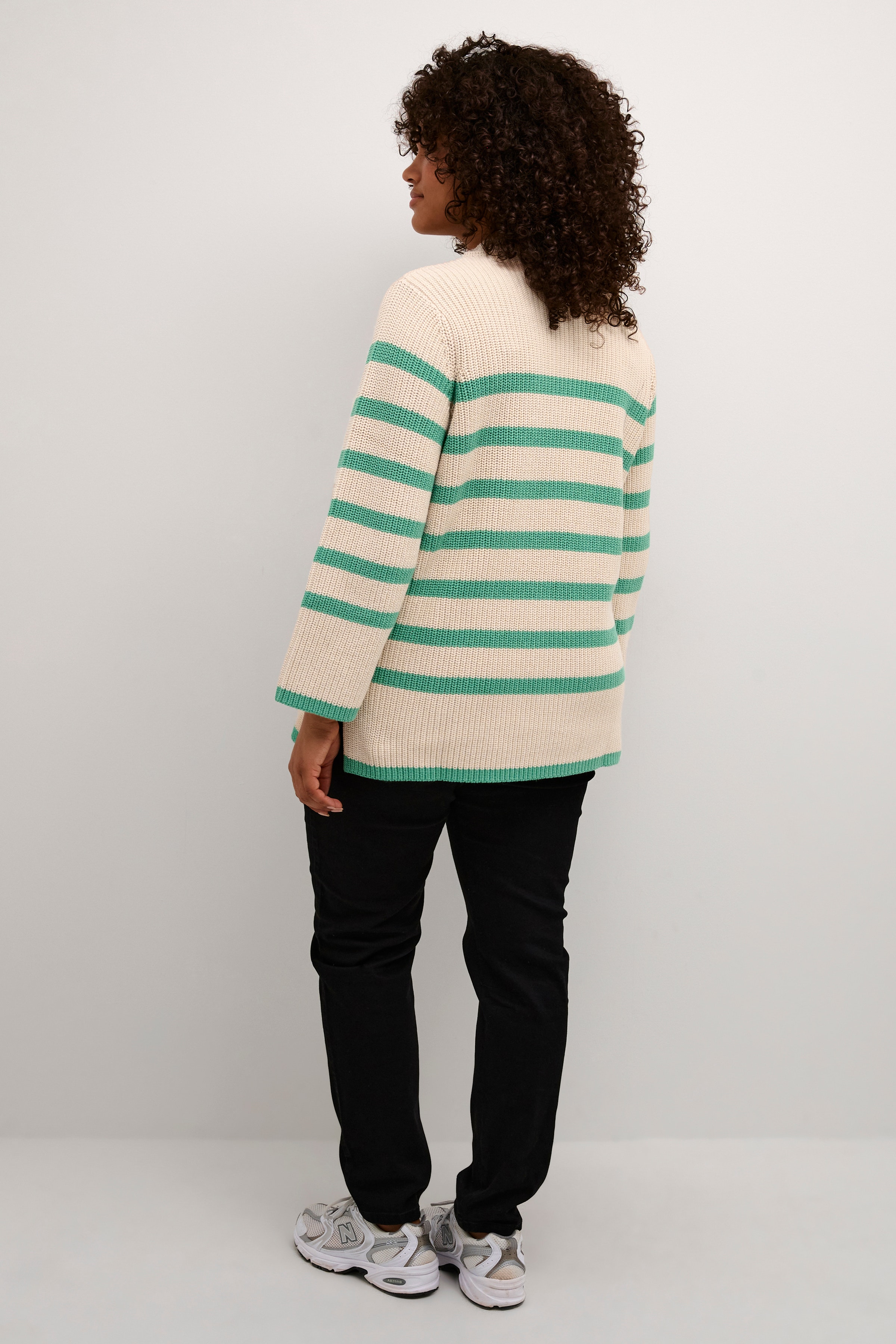 KCmilla Pullover LOOKBOOK BACK 10581277-105309