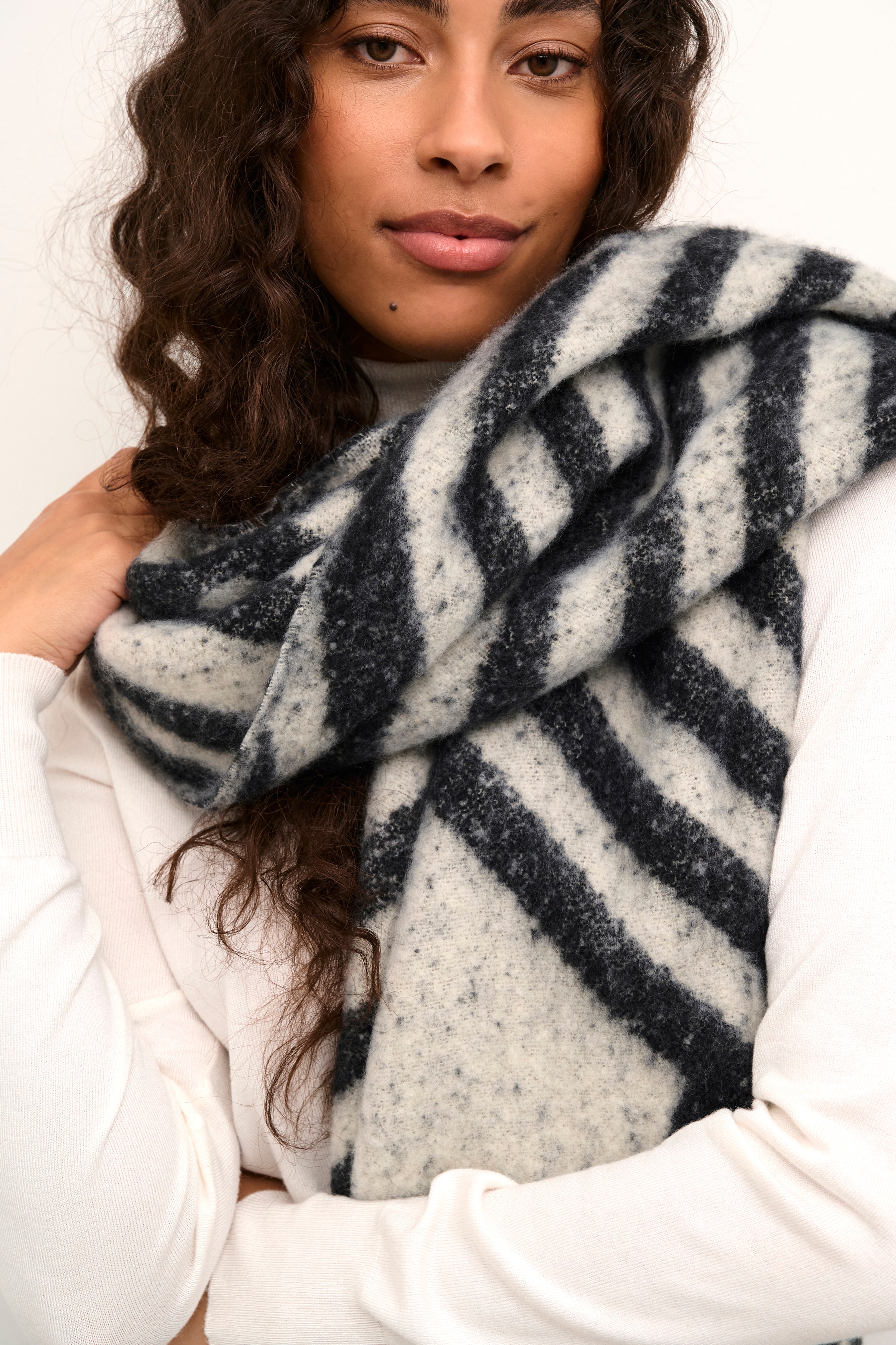 KAjojo Skjerf LOOKBOOK DETAIL 10508955-106268