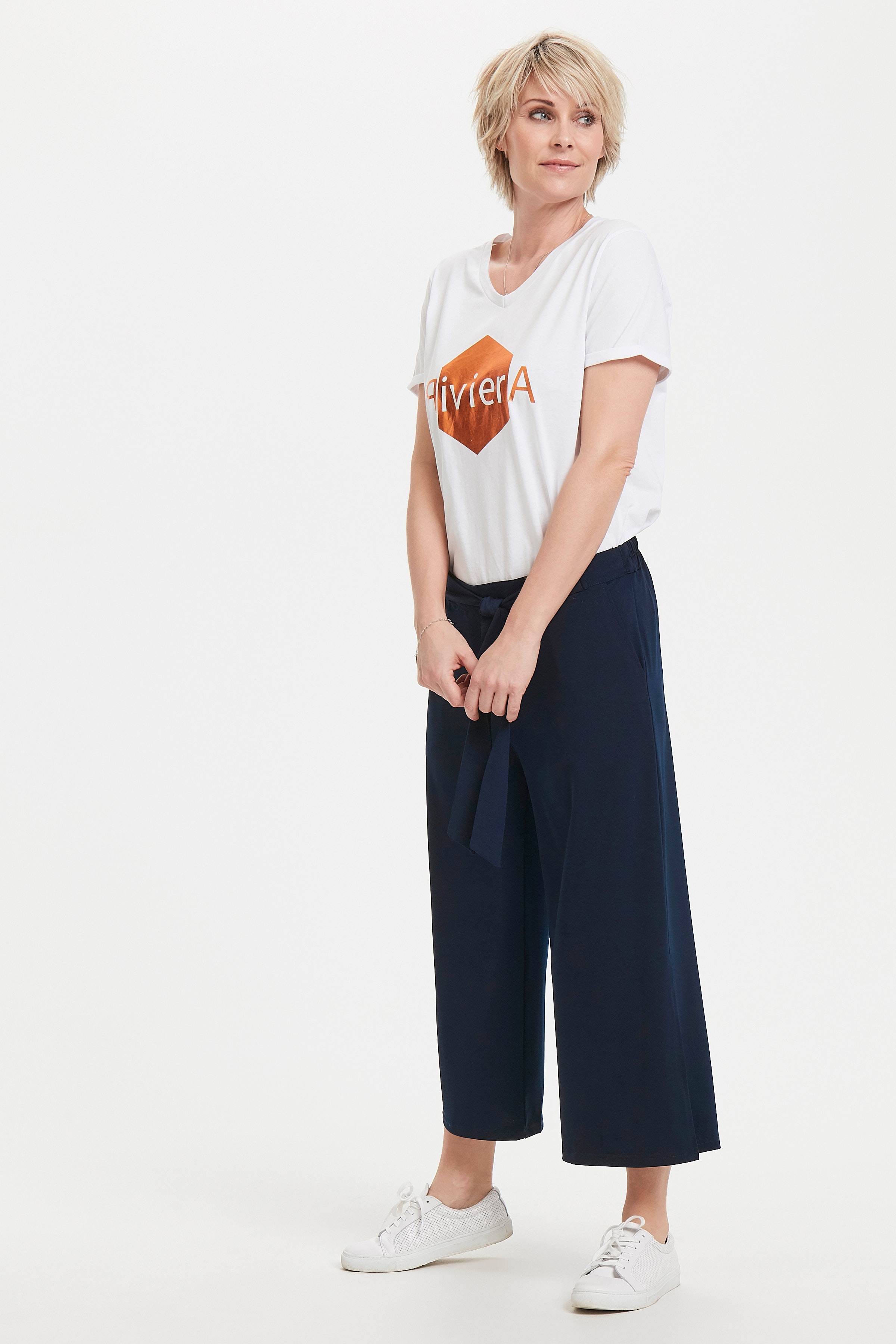 KAmalli Trousers LOOKBOOK FRONT 10503140-52737