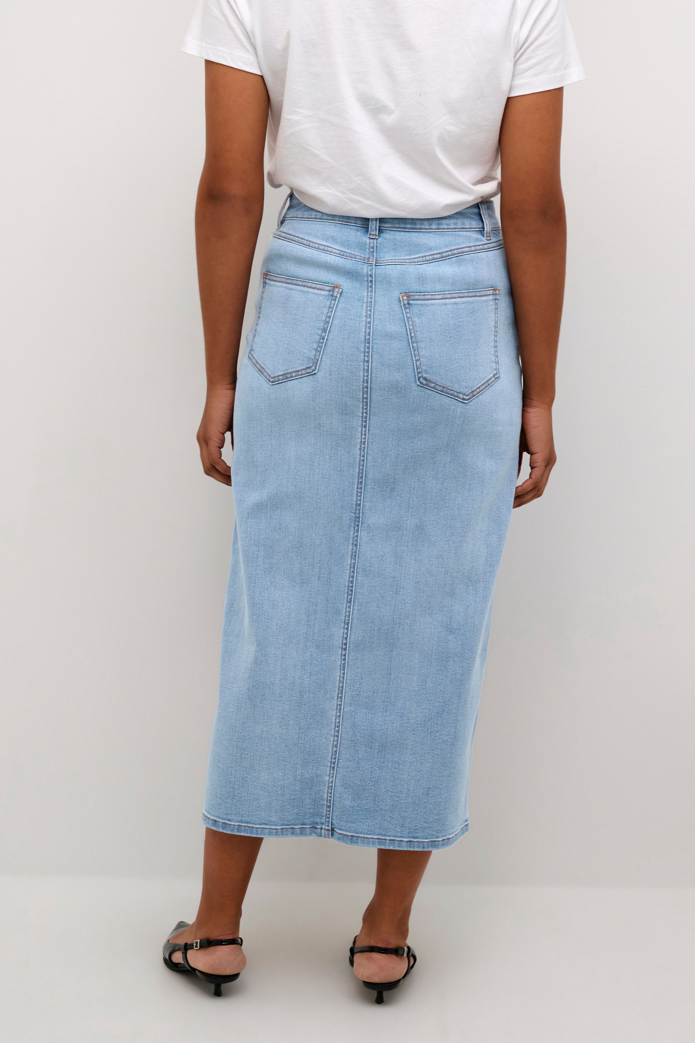 KAsinem Denim Skirt LOOKBOOK BACK 10508064-101012