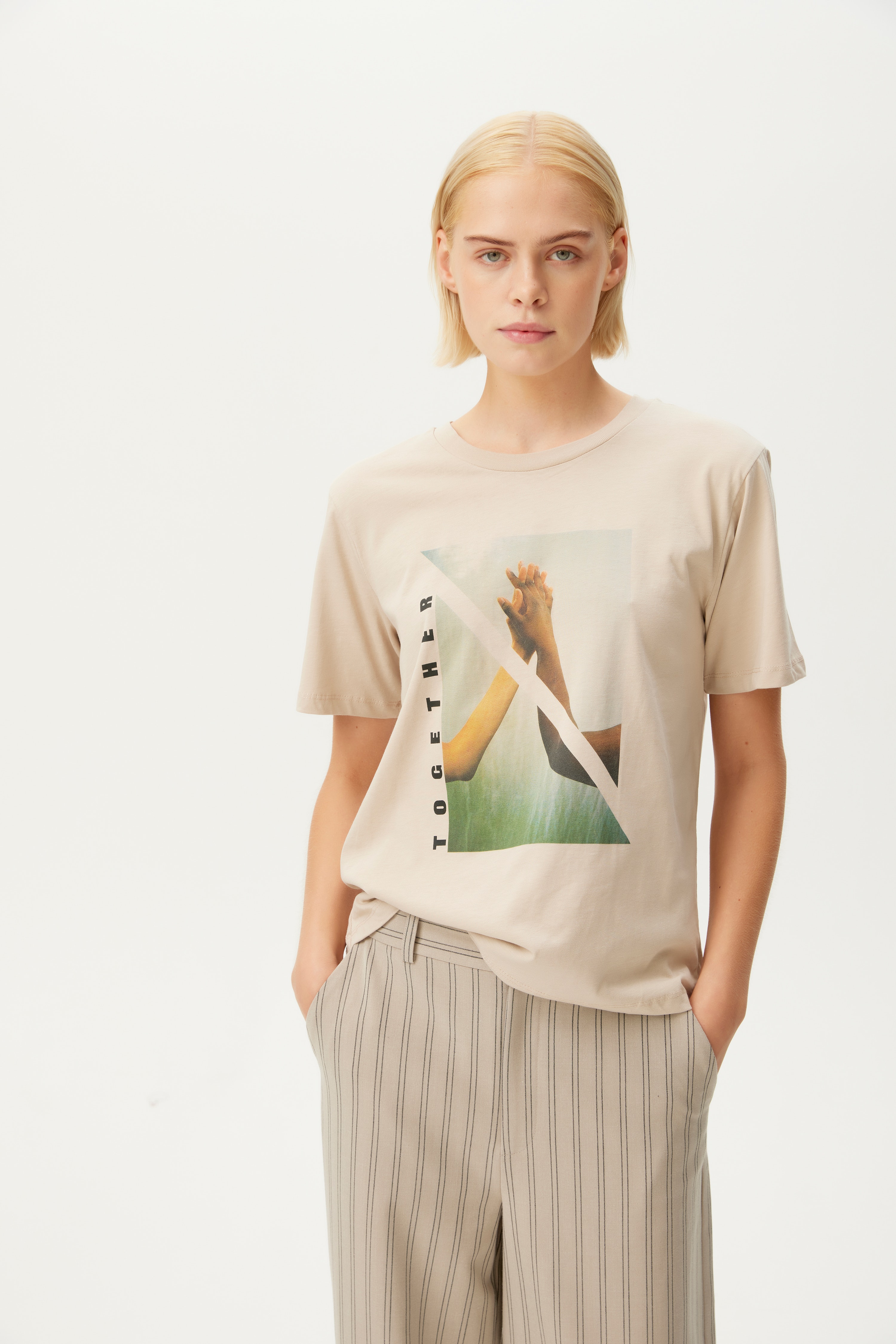 LokkGZ T-shirt LOOKBOOK FRONT 10906248-161103