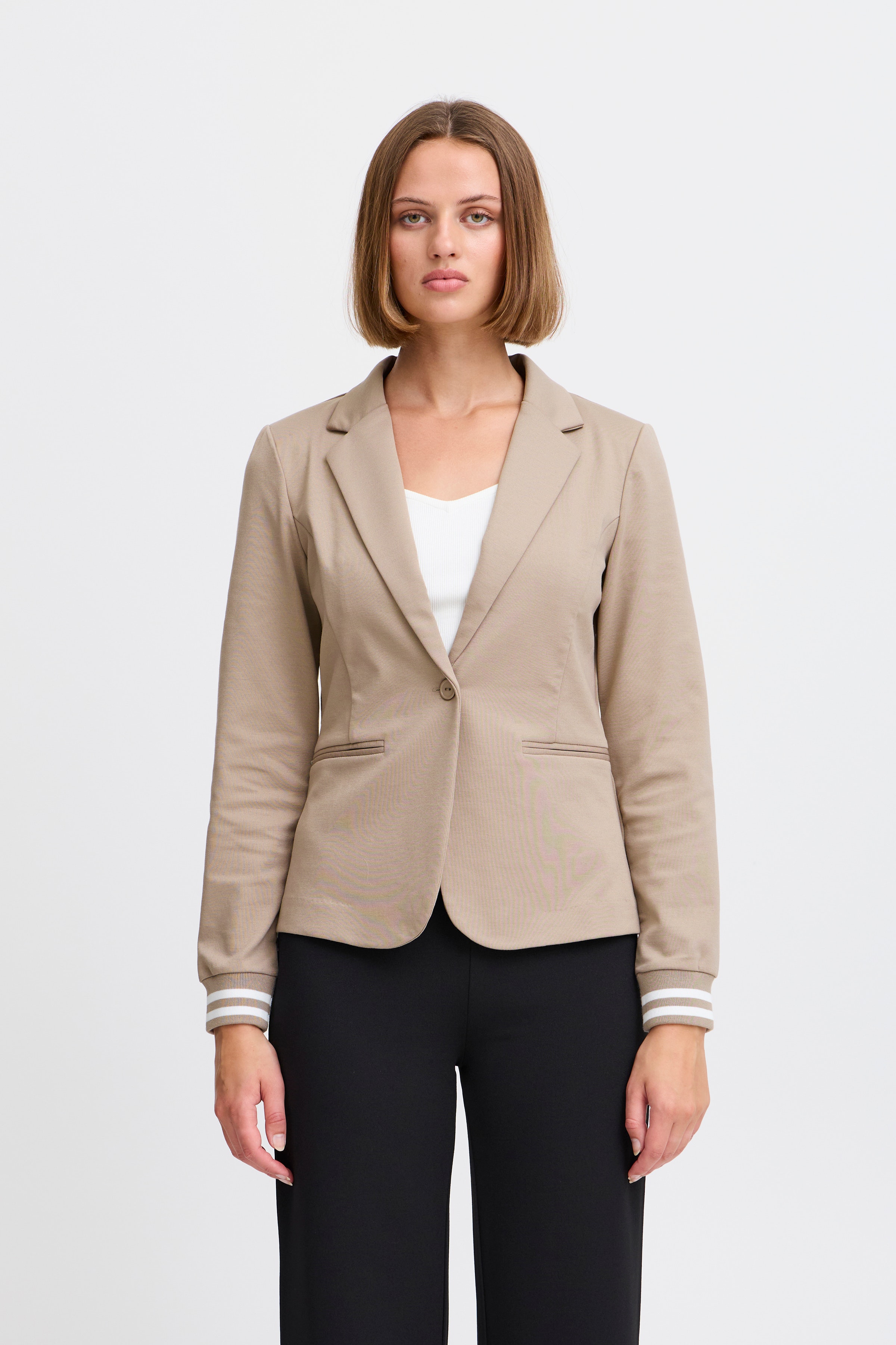 IXKATE Blazer LOOKBOOK FRONT 20123548-171212