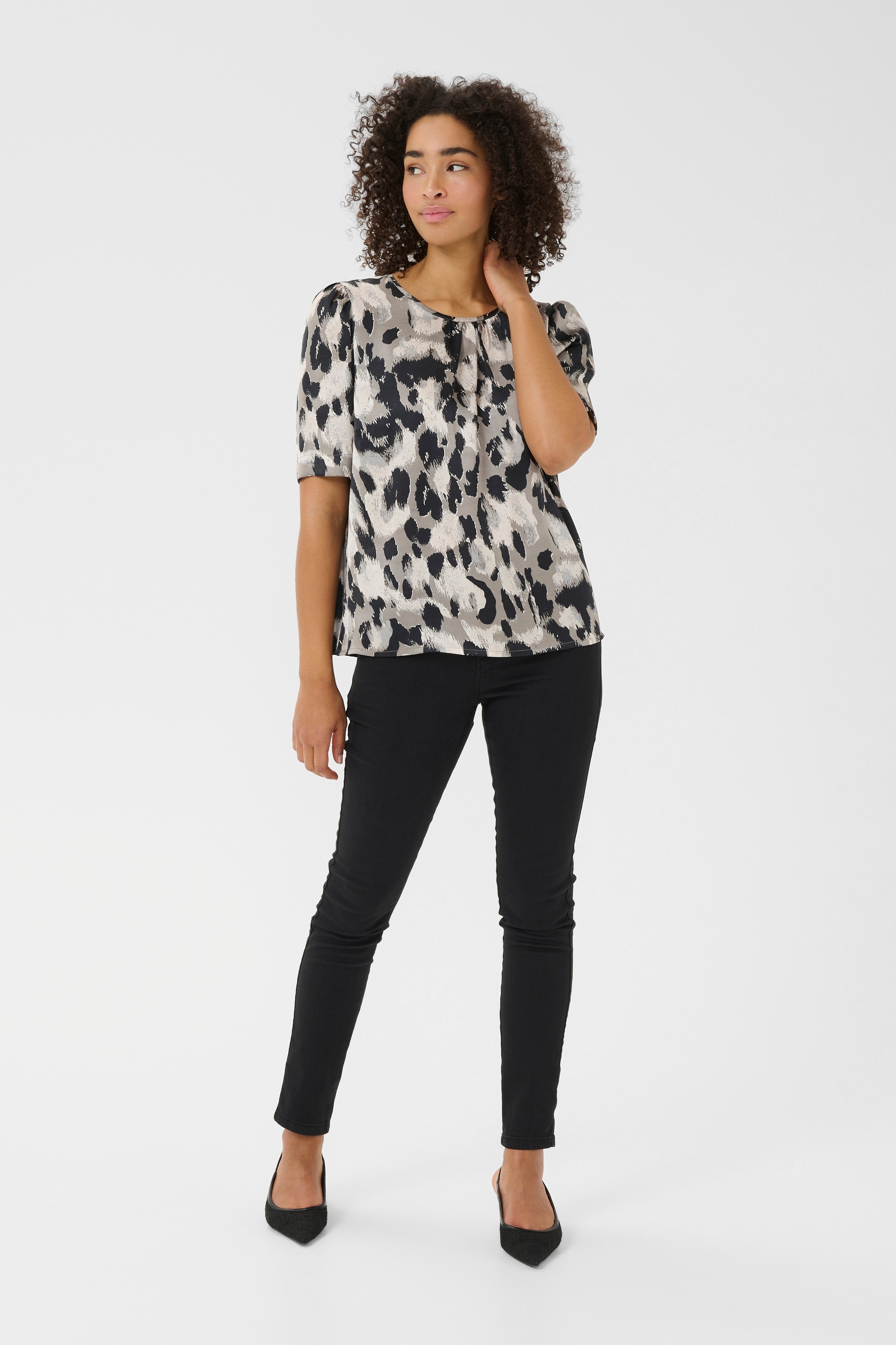 BPaddison Blus LOOKBOOK FRONT 10590867-107599B