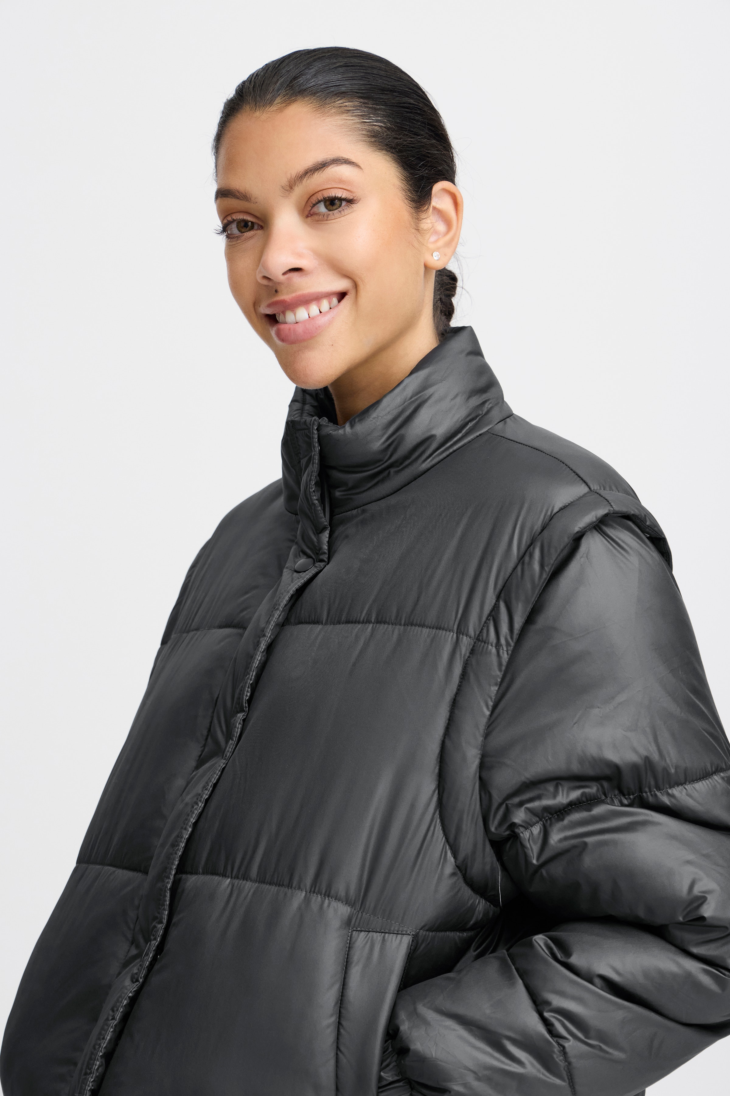 JCADA Oberbekleidung LOOKBOOK DETAIL 22800559-194104