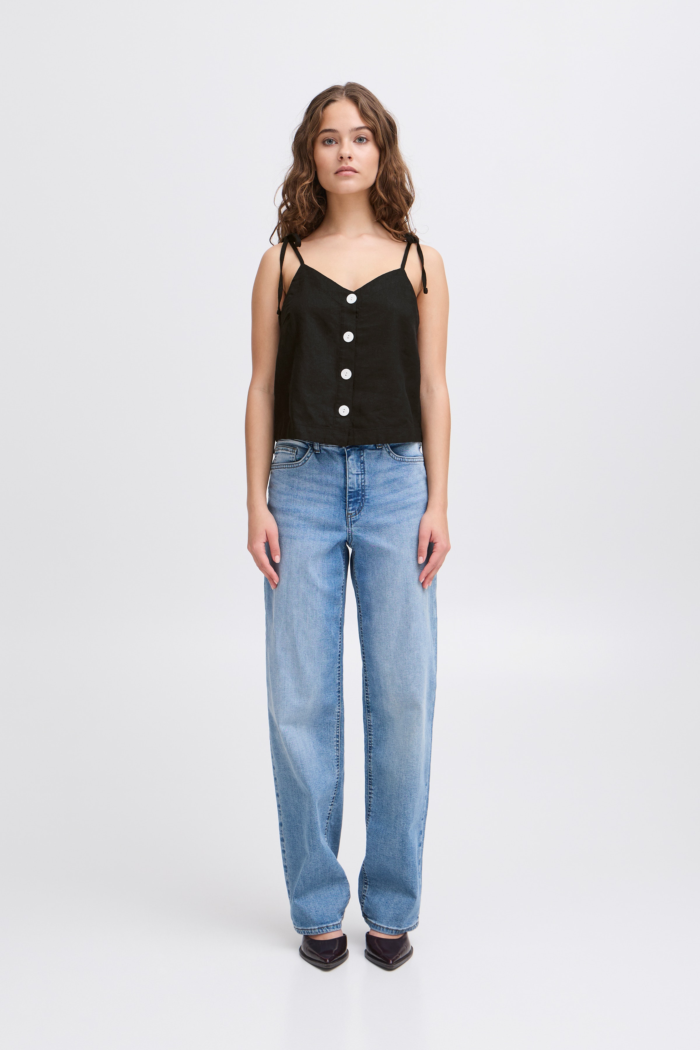 IHLINNO Ærmeløs bluse LOOKBOOK FRONT 20122923-194008