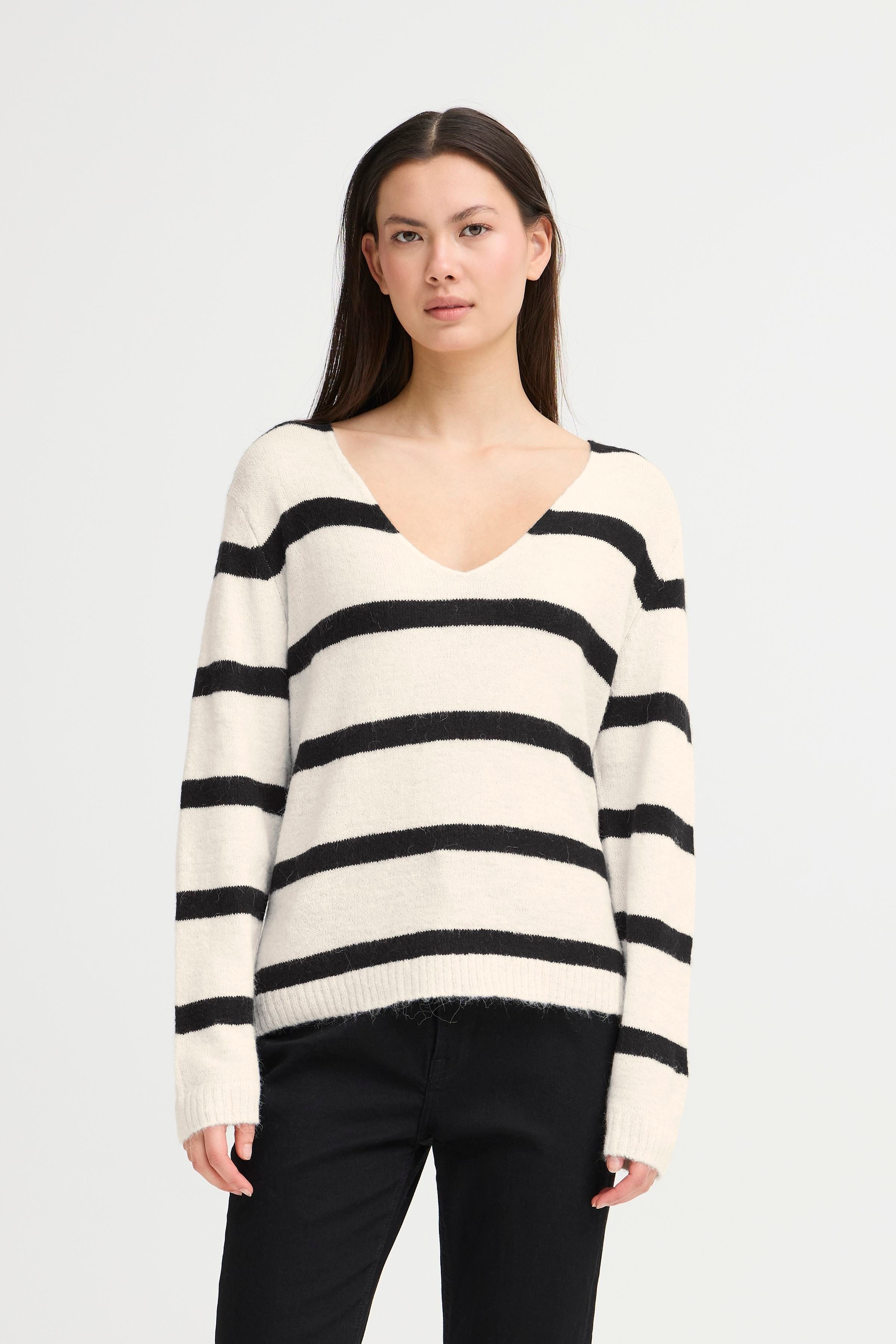 IHKAMARA Pullover LOOKBOOK FRONT 20124162-900000356