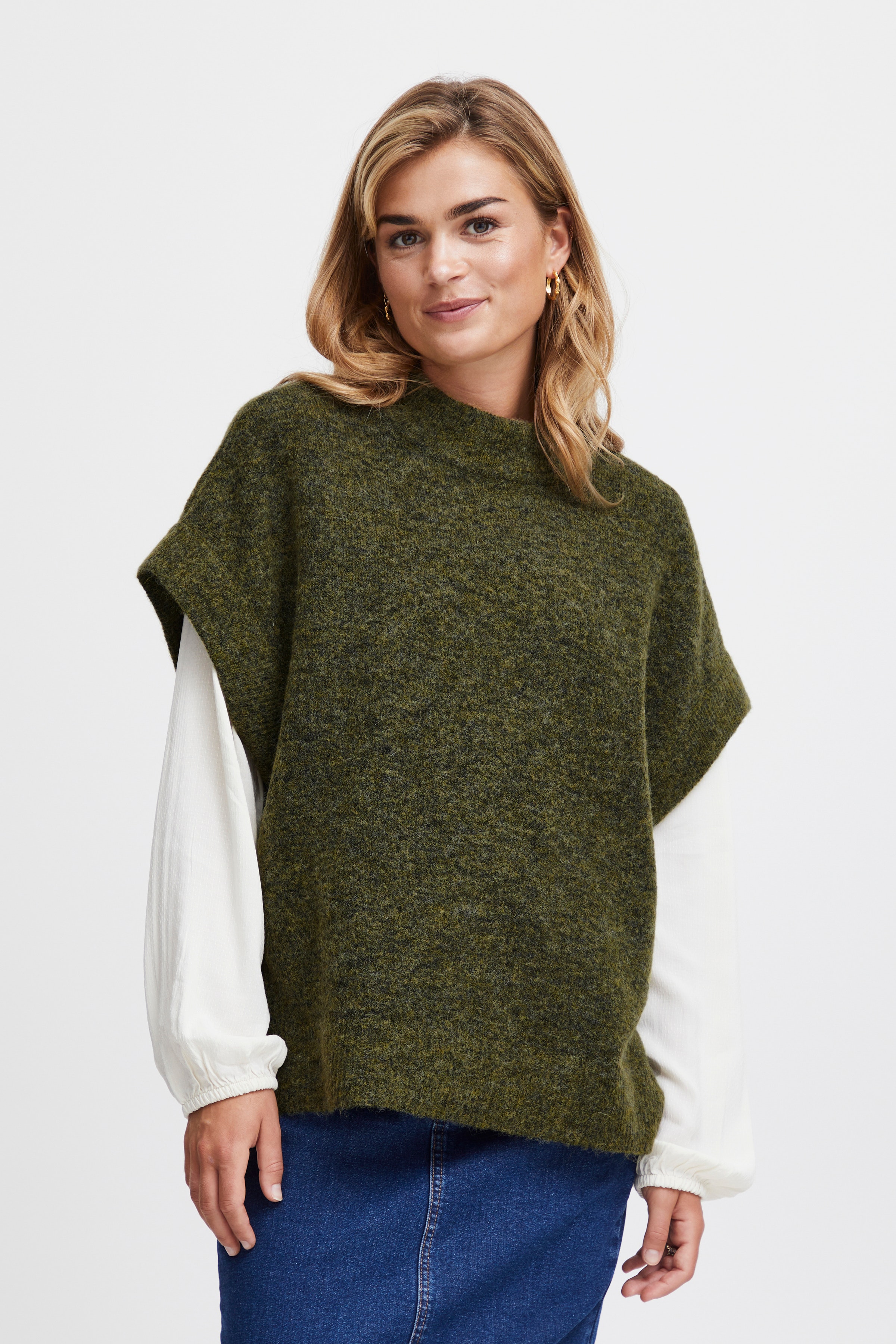 FRSANNY Vest LOOKBOOK FRONT 20612836-1904191