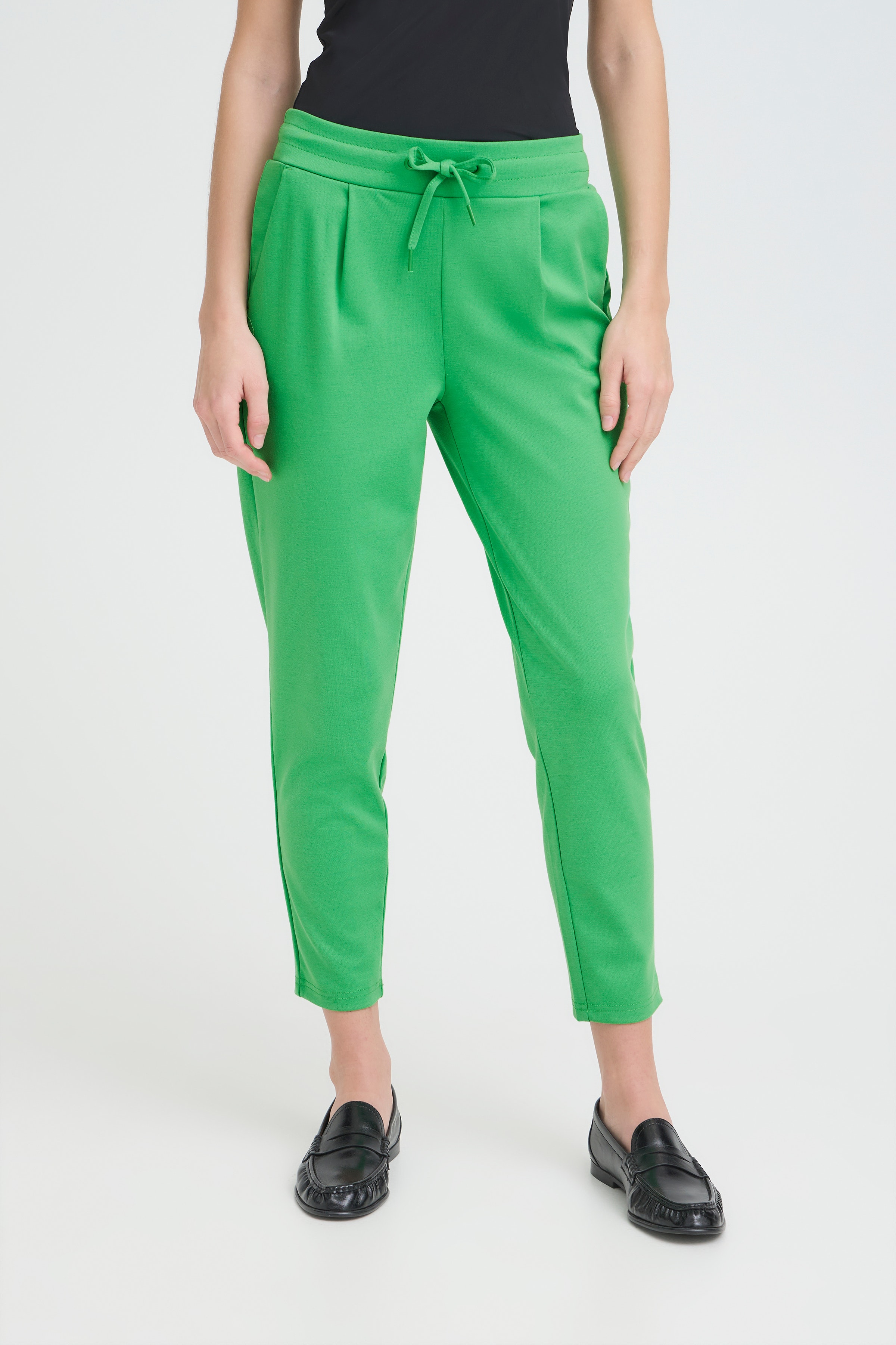 IHKATE Hose LOOKBOOK FRONT 20104757-166138