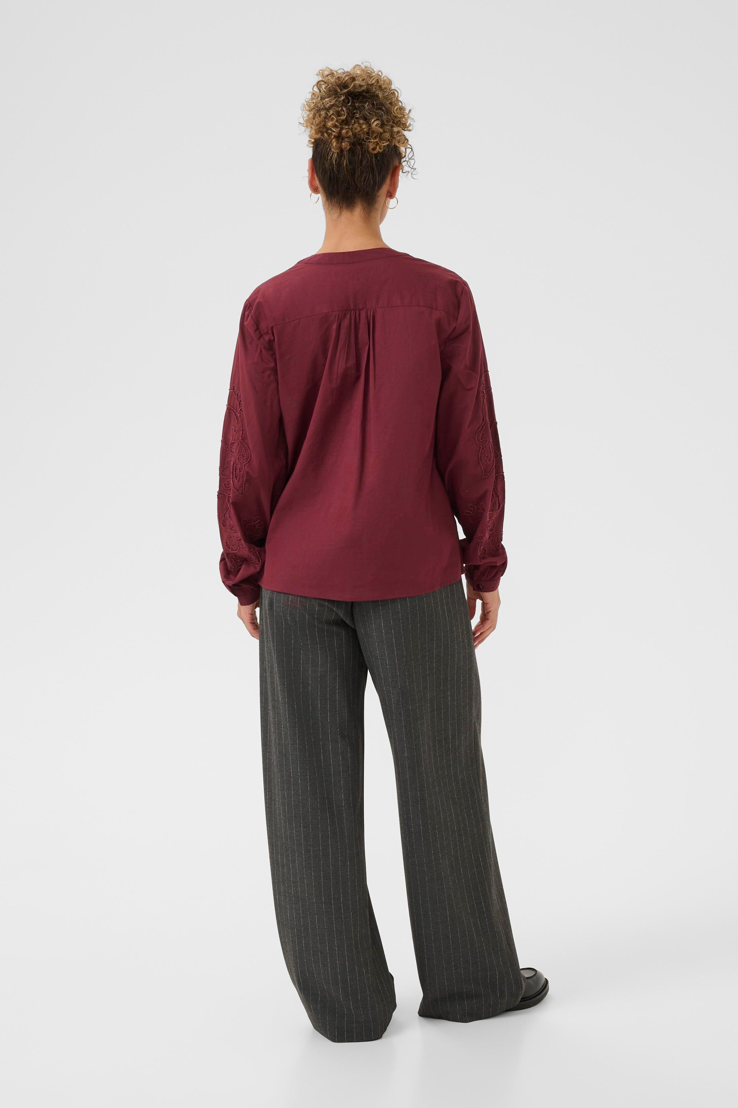CRVia Blouse LOOKBOOK BACK 10614398-191522