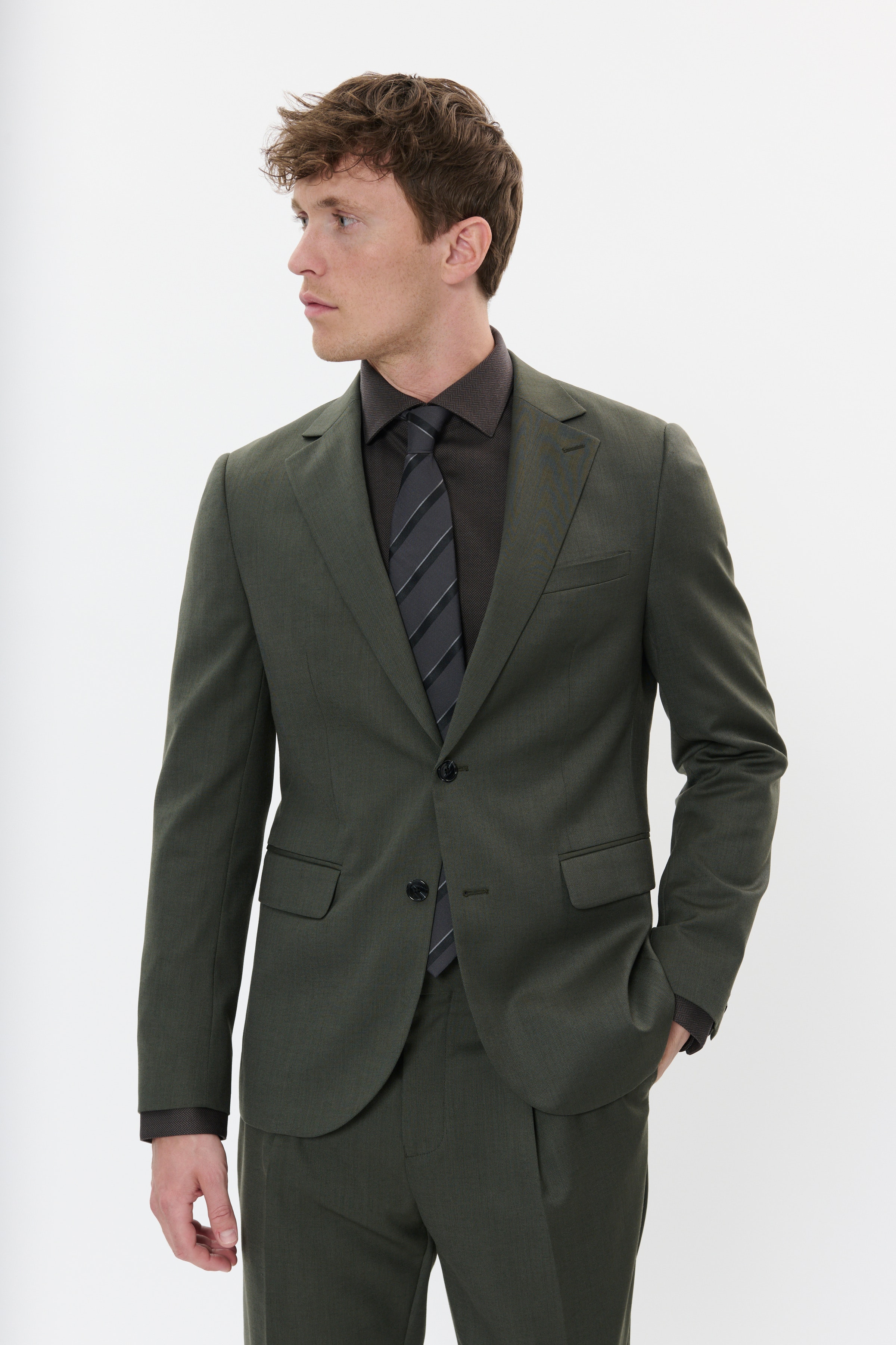 MAgeorge Blazer LOOKBOOK FRONT 30208653-190515