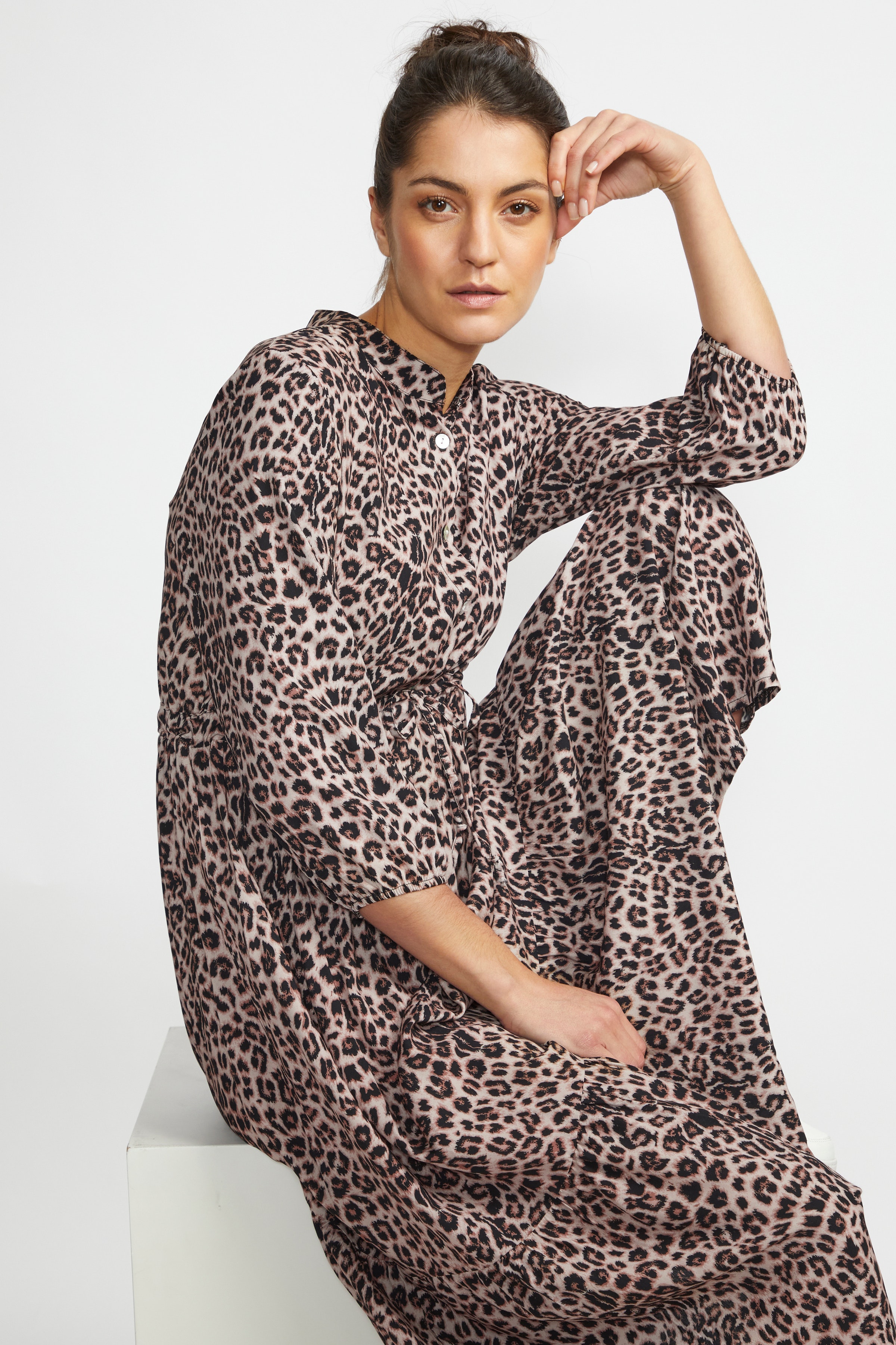 CRAlora Leopard kjole LOOKBOOK DETAIL 10650723-103779