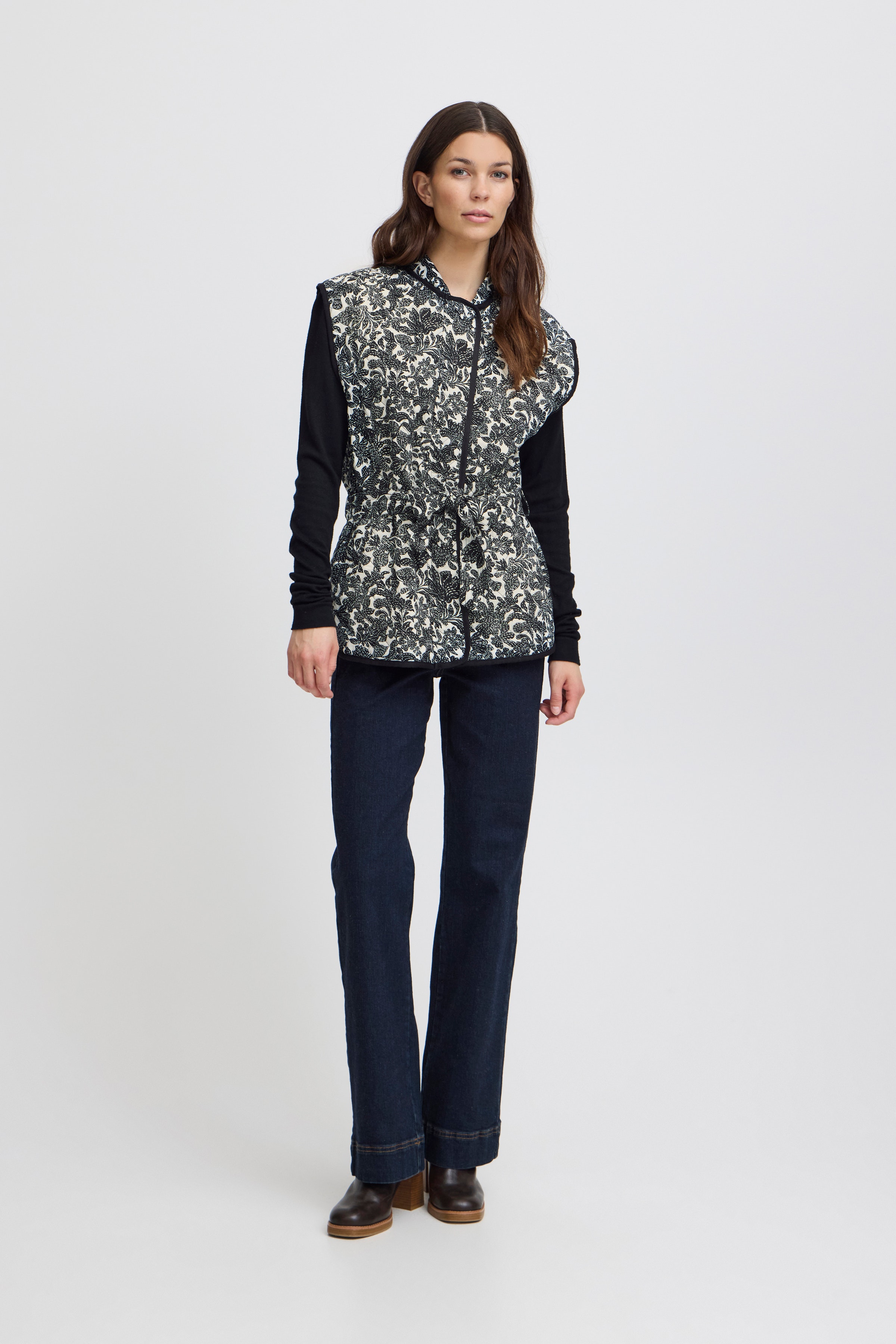 atelier reve IRFLEUR Waistcoat outerwear
