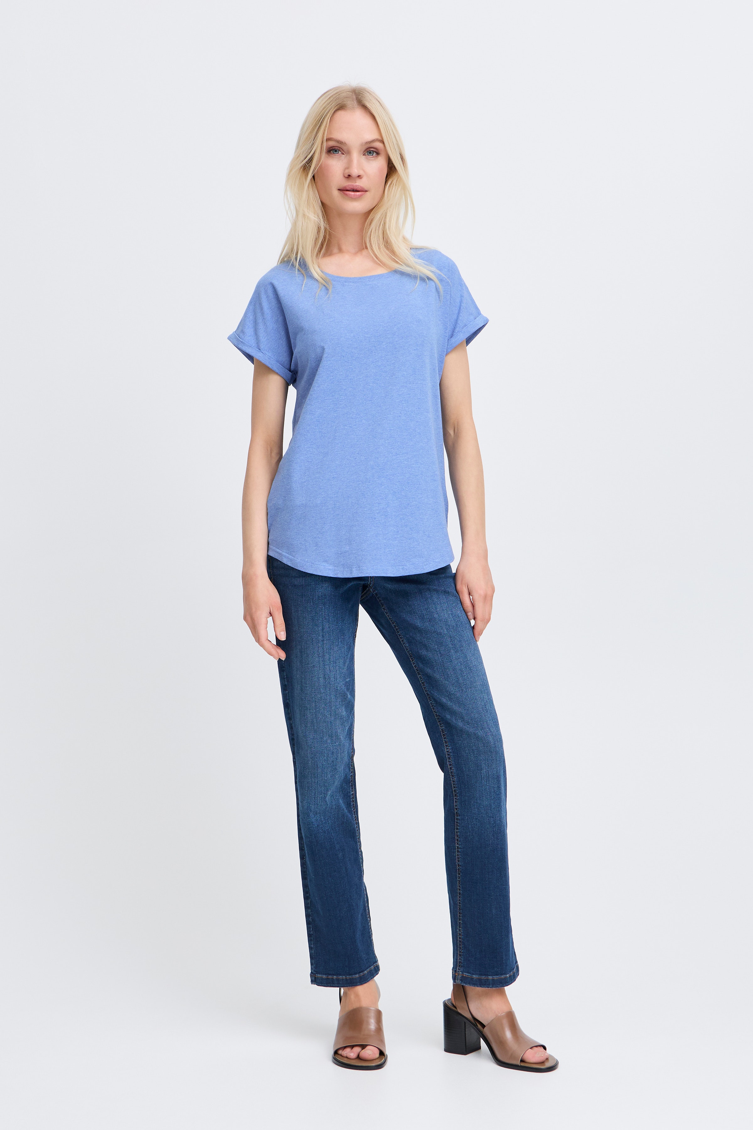 BYPamila T-shirt LOOKBOOK FRONT 20804205-1640201