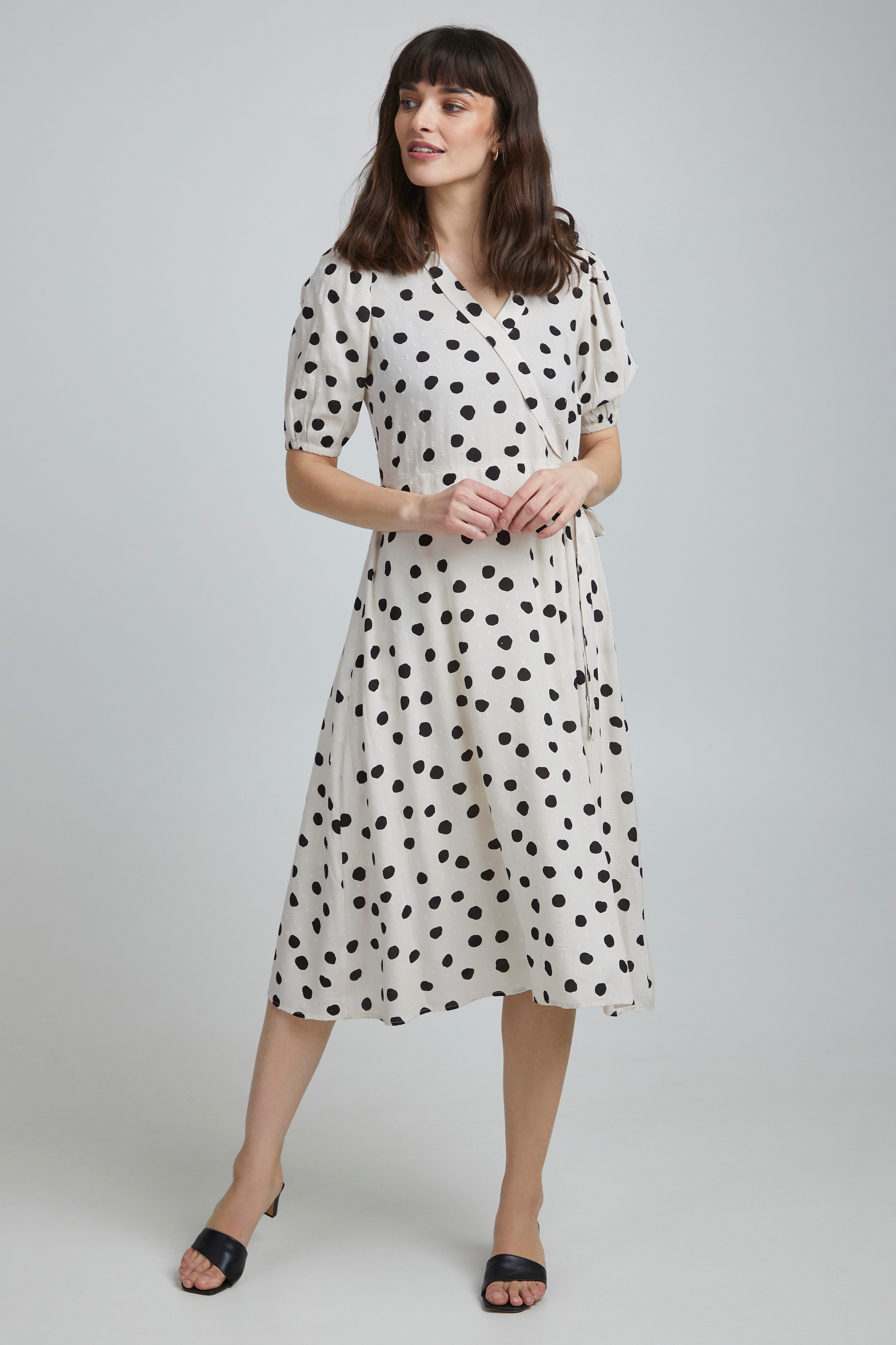 FRFANEMMA Kjole LOOKBOOK FRONT 20610398-200739