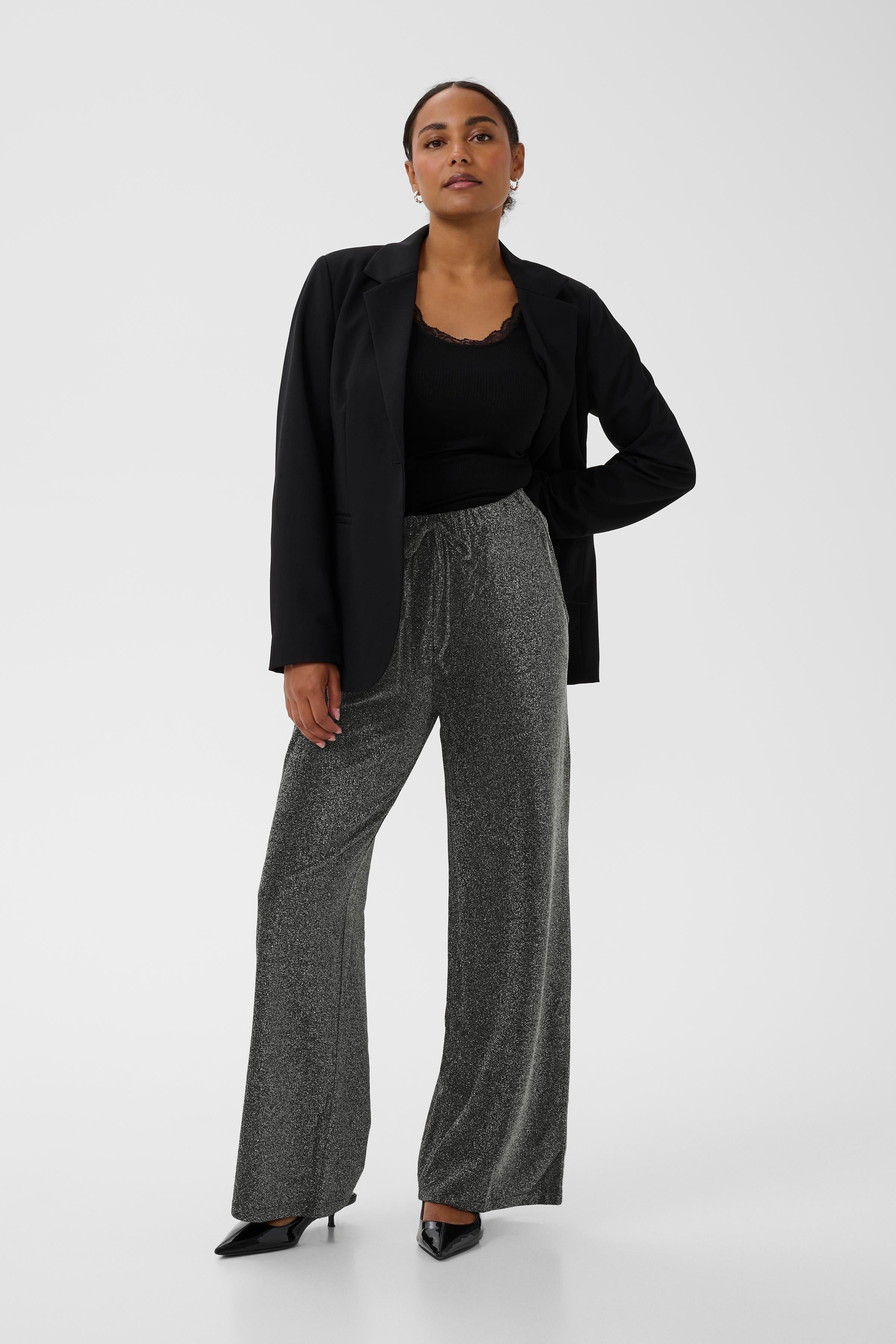 KArita Bukser LOOKBOOK FRONT 10510918-108581