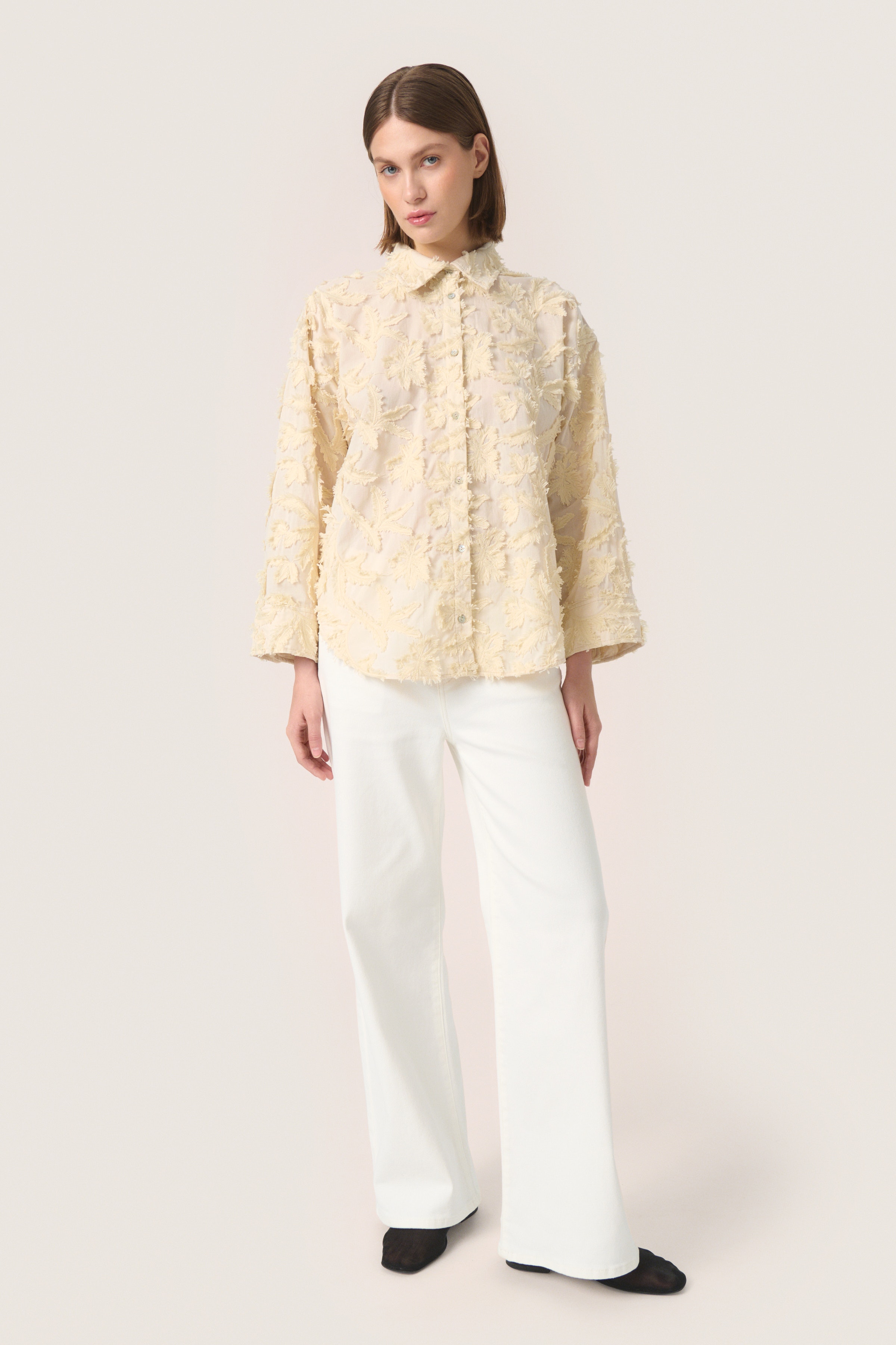 SLLucia Shirt LOOKBOOK FRONT 30407605-110701