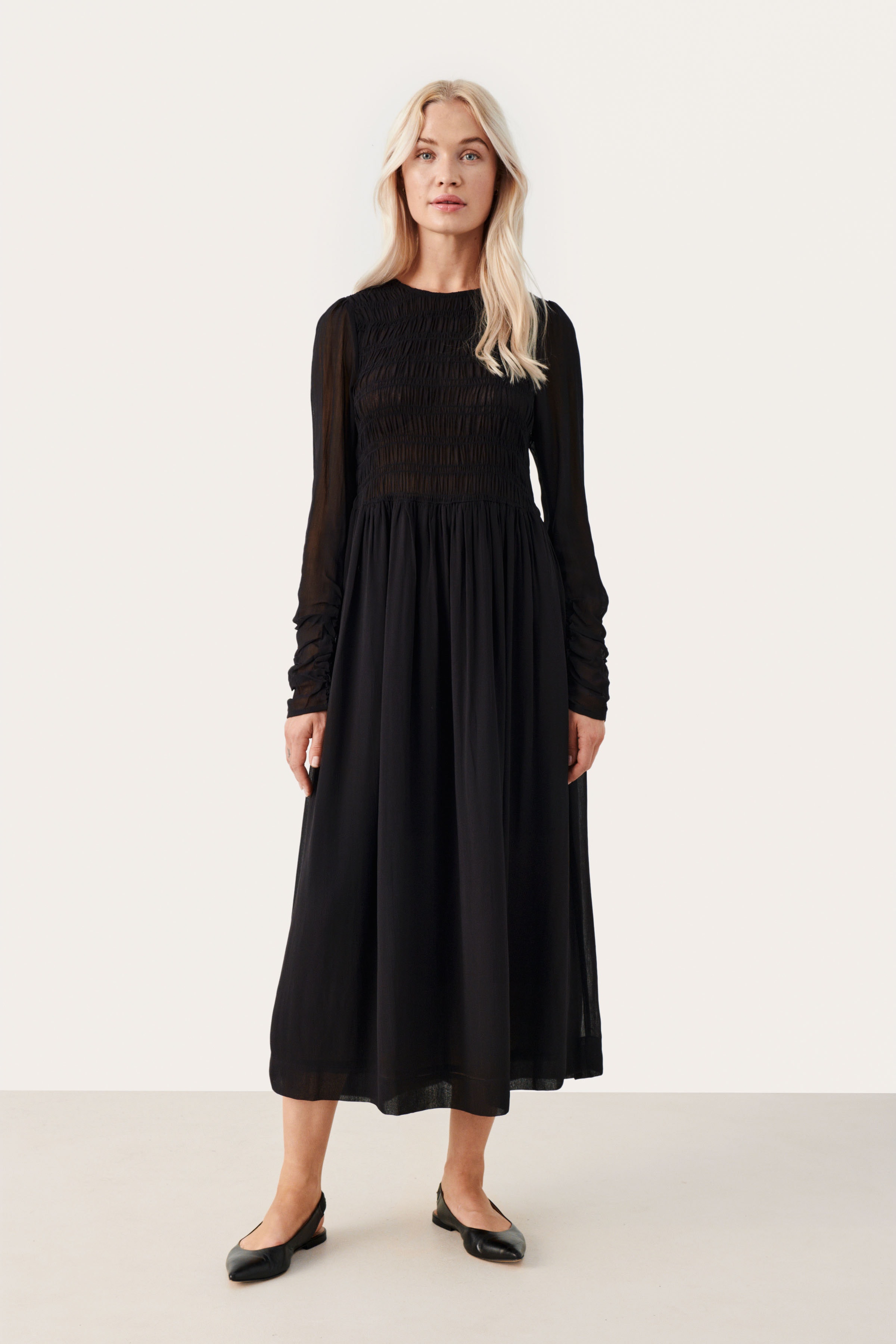 TianePW Kjole LOOKBOOK FRONT 30308379-194008