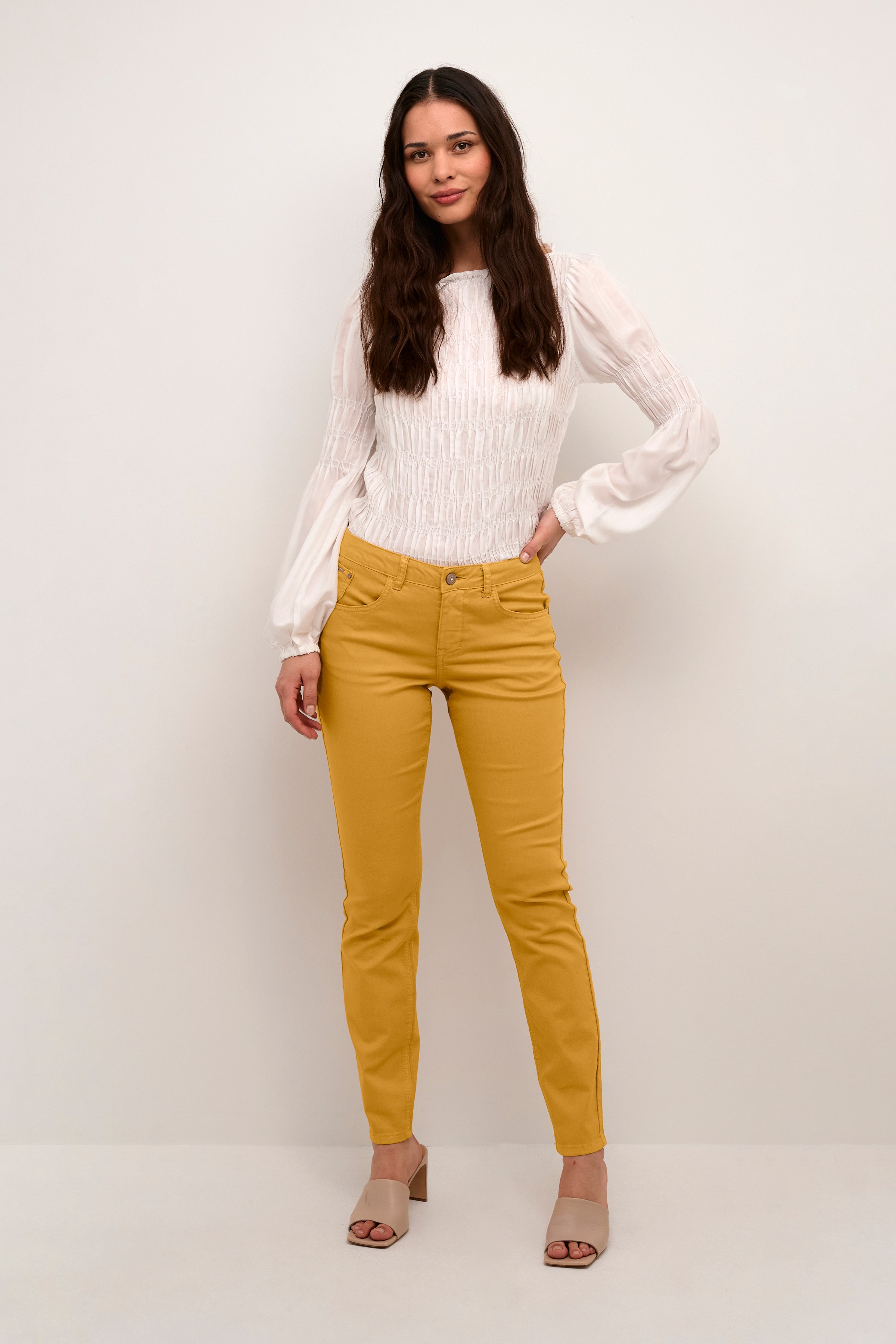 LotteCR Jeans LOOKBOOK FRONT 10606565-160950