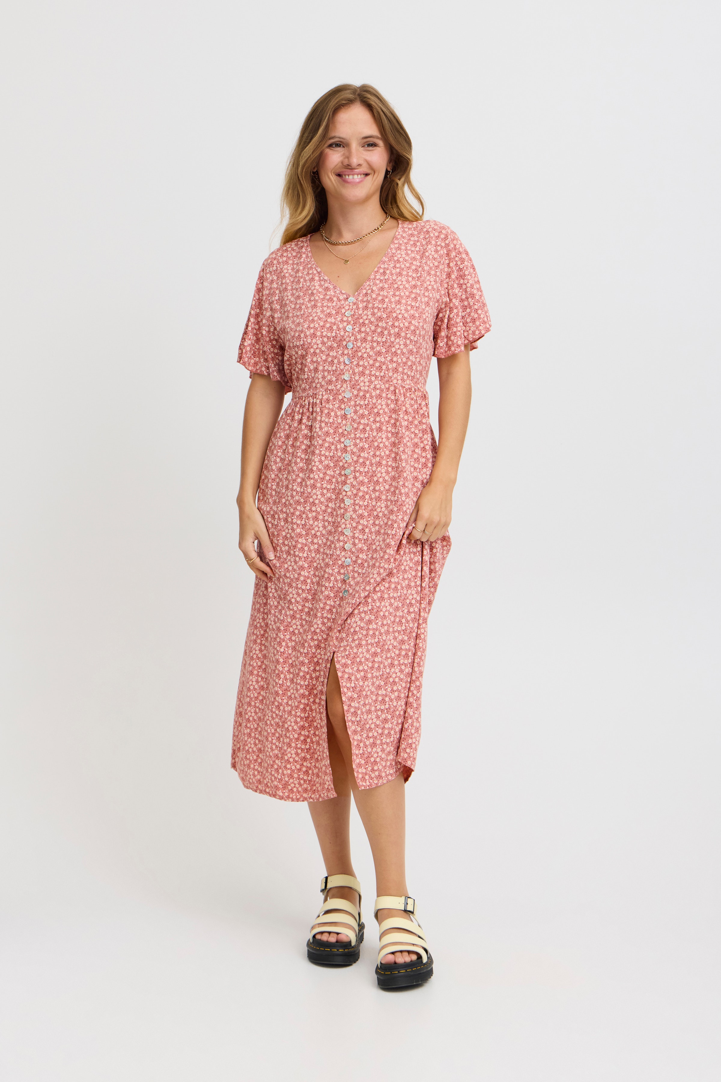 SBGINA Kjole LOOKBOOK FRONT 22100685-141506