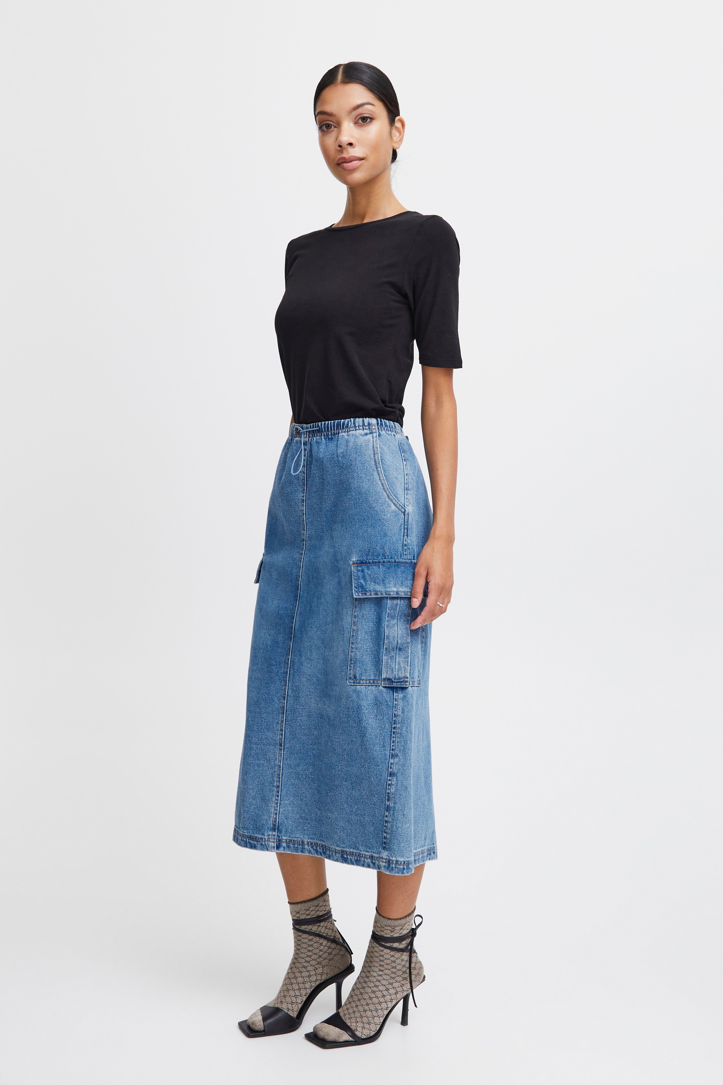 BYKIKA Skirt LOOKBOOK FRONT 20814281-200460