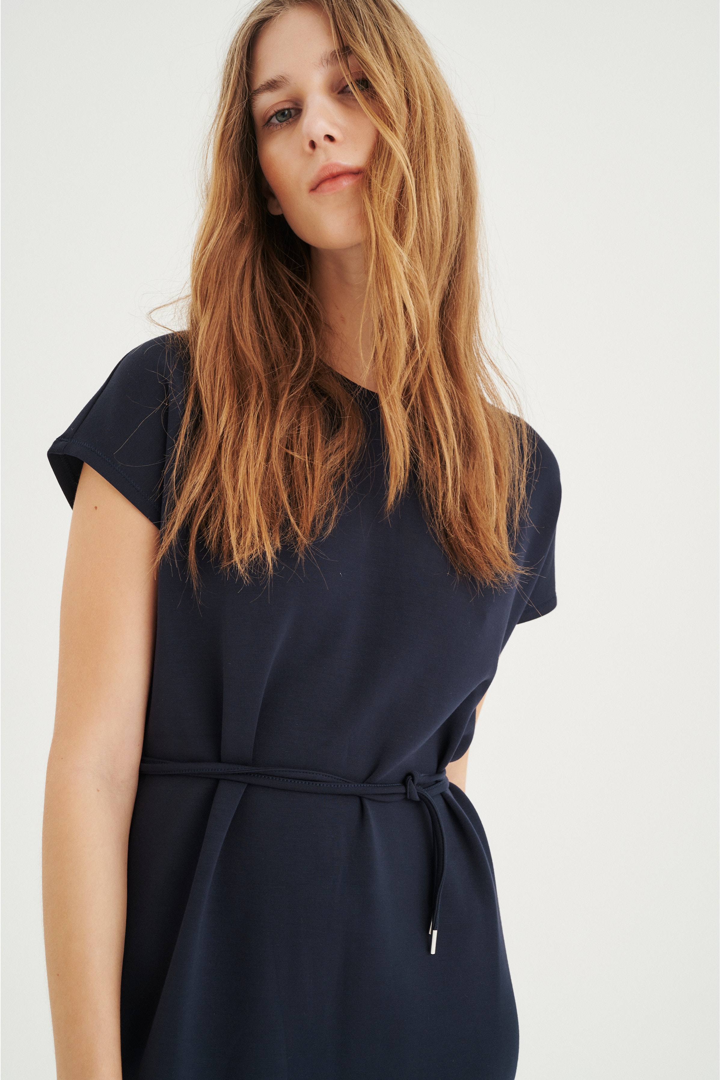 UnitaIW Kjole LOOKBOOK FRONT 30106346-300005