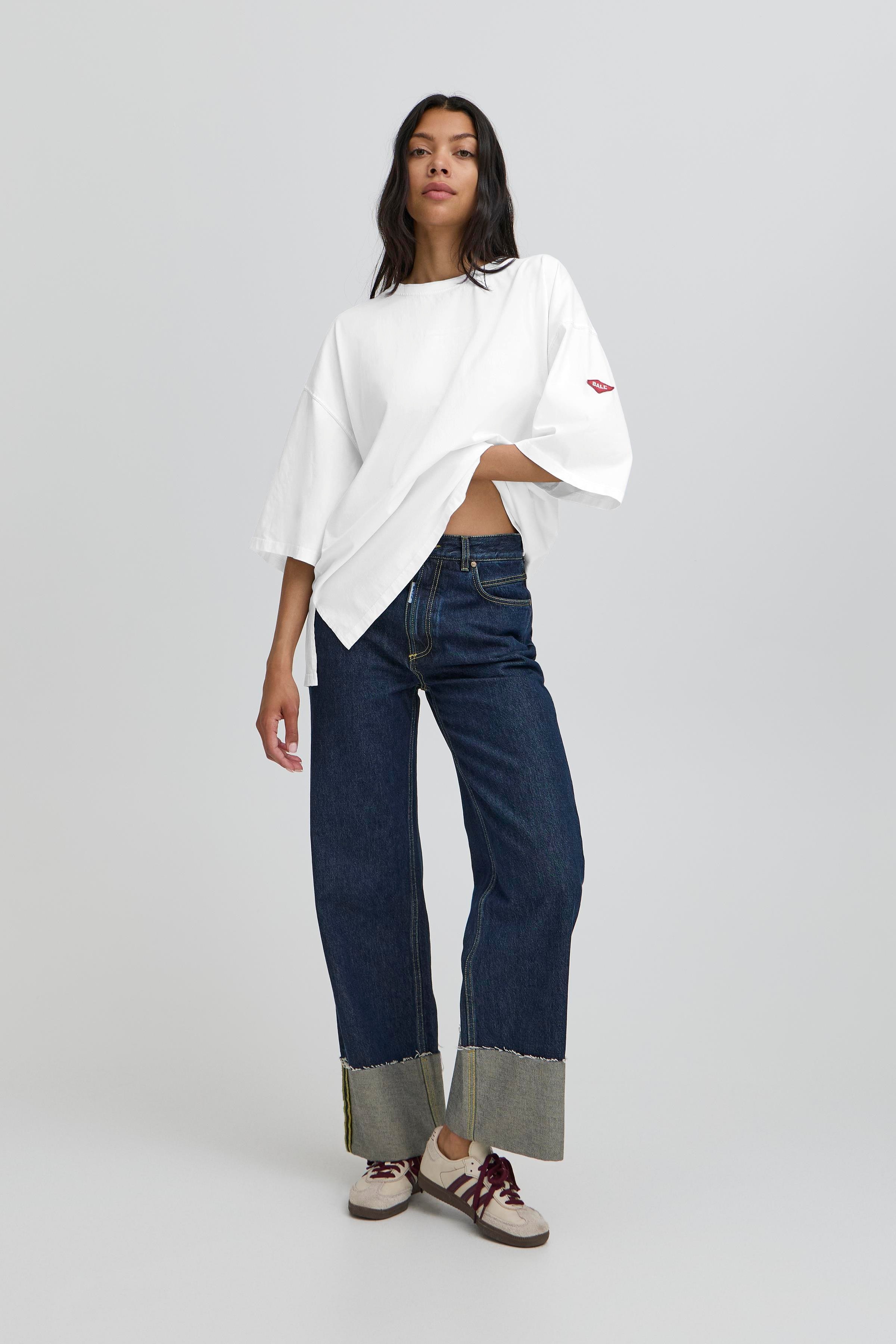 BAVIOLA T-shirt LOOKBOOK FRONT 50405331-114800