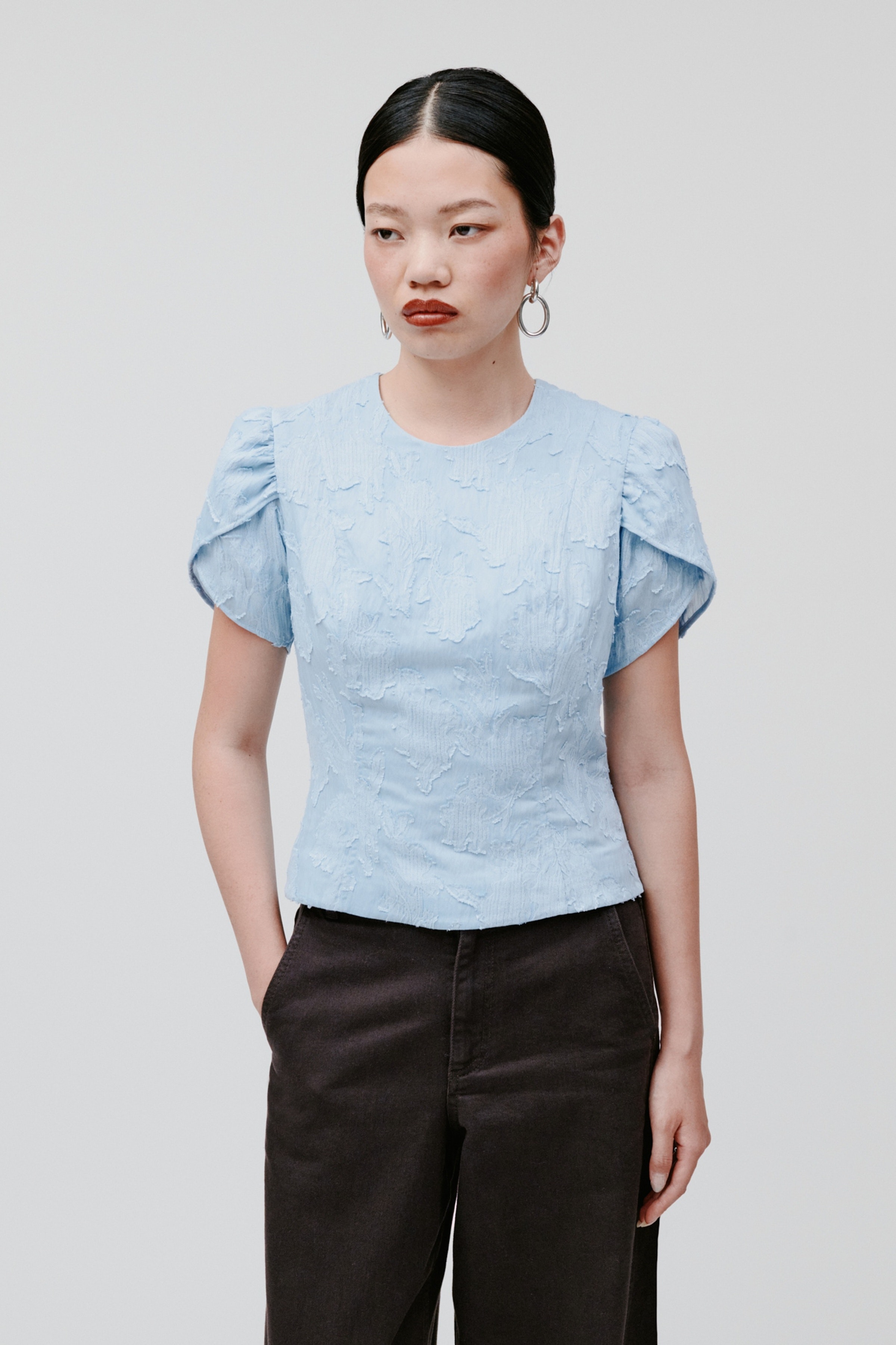 ELODIE Bluse LOOKBOOK FRONT 30600738-BL832