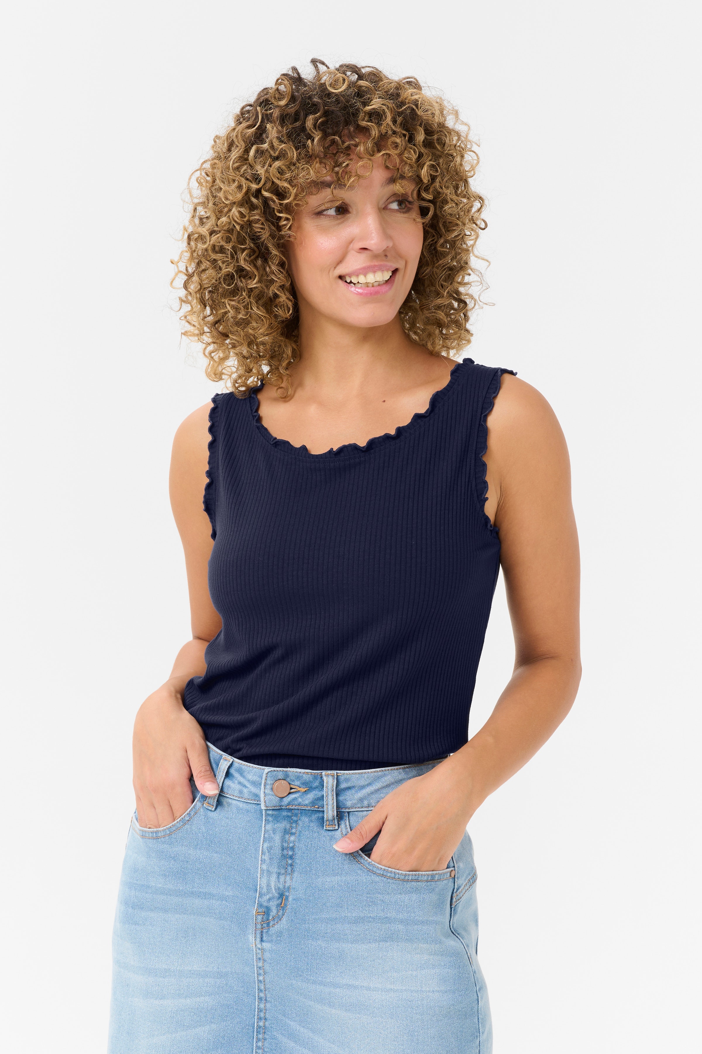 CRRibba Top LOOKBOOK FRONT 10612459-193923