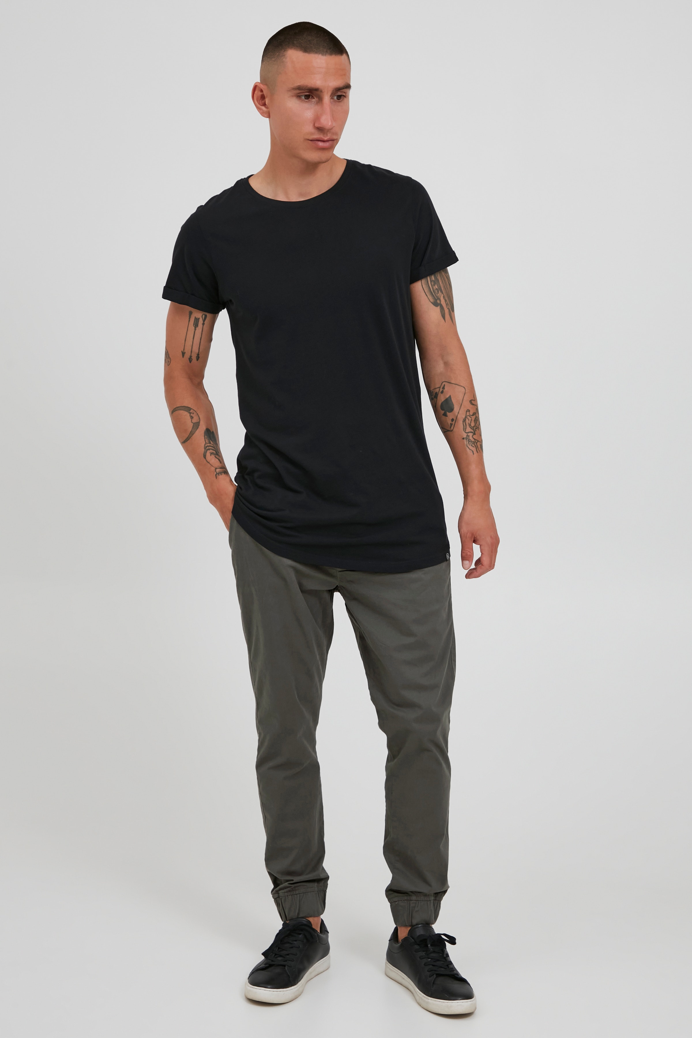 SDTRUC Trousers LOOKBOOK FRONT 21103814-792890