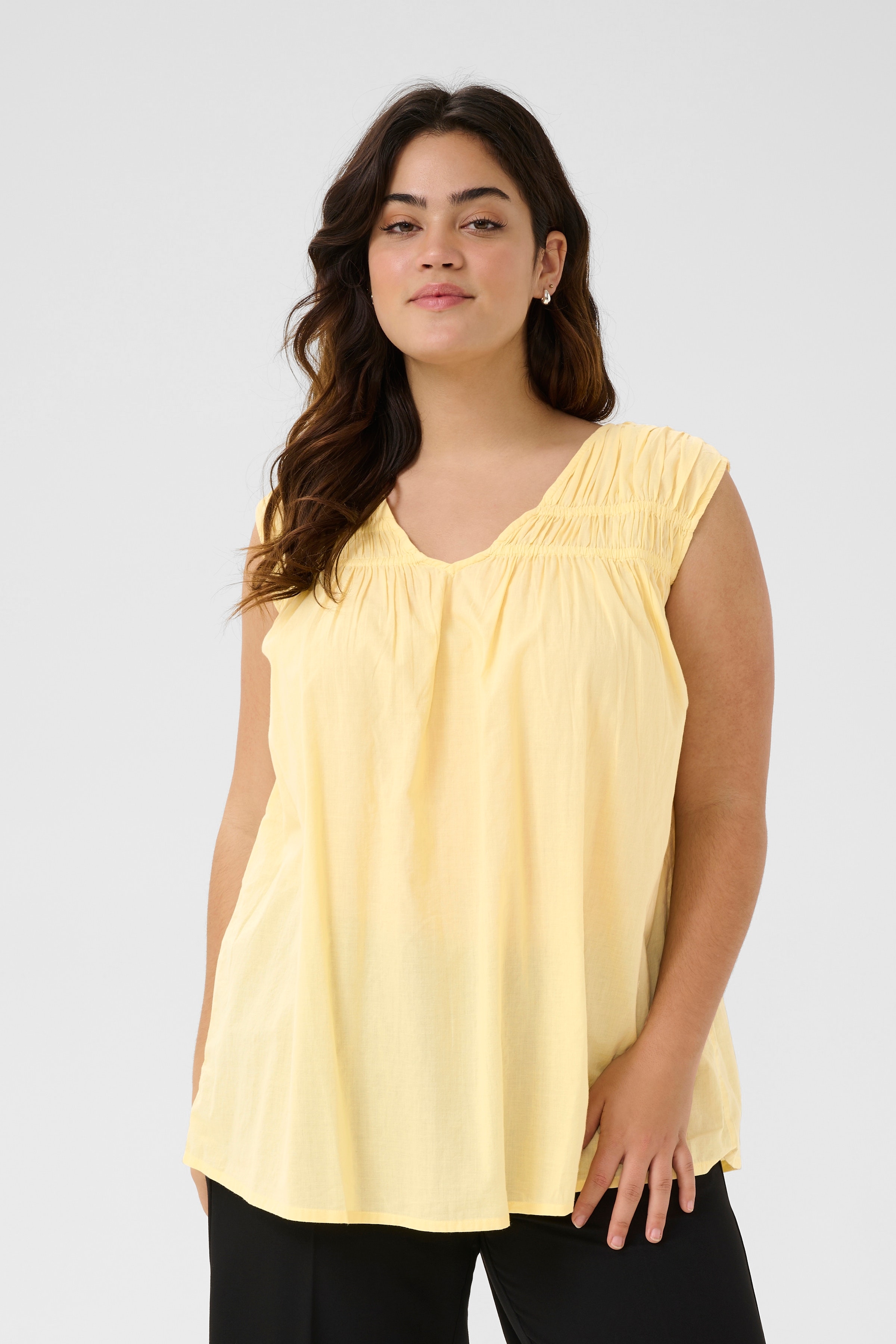 KCthia Blus LOOKBOOK FRONT 10583213-130922