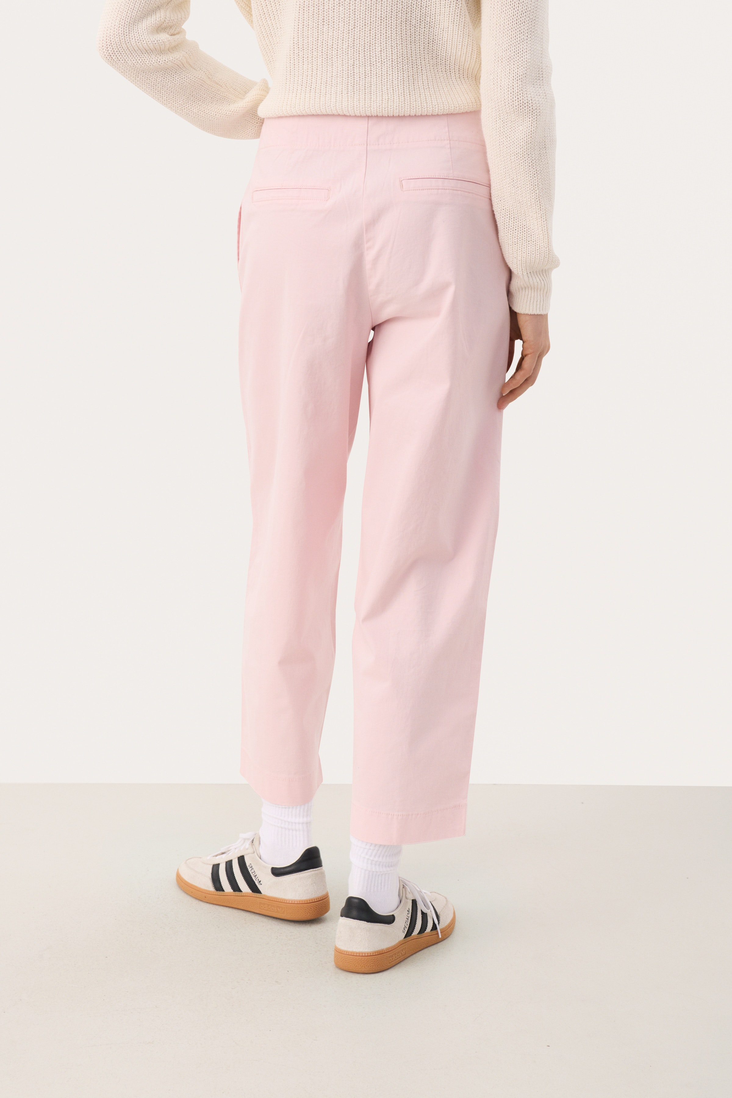 NettaPW Trousers LOOKBOOK BACK 30309489-141905