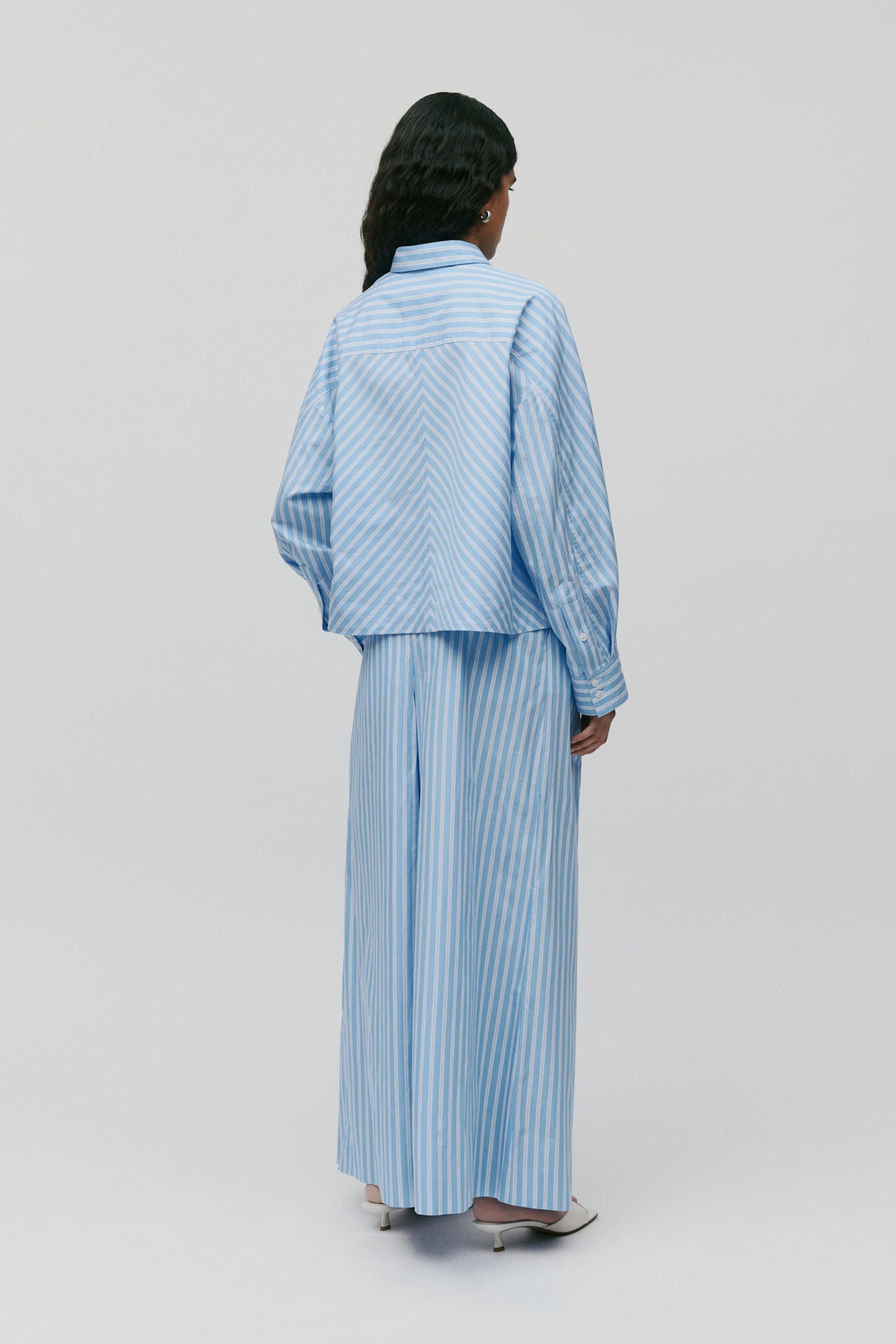 BRITTNEY Bluse LOOKBOOK BACK 30600482-MC2152