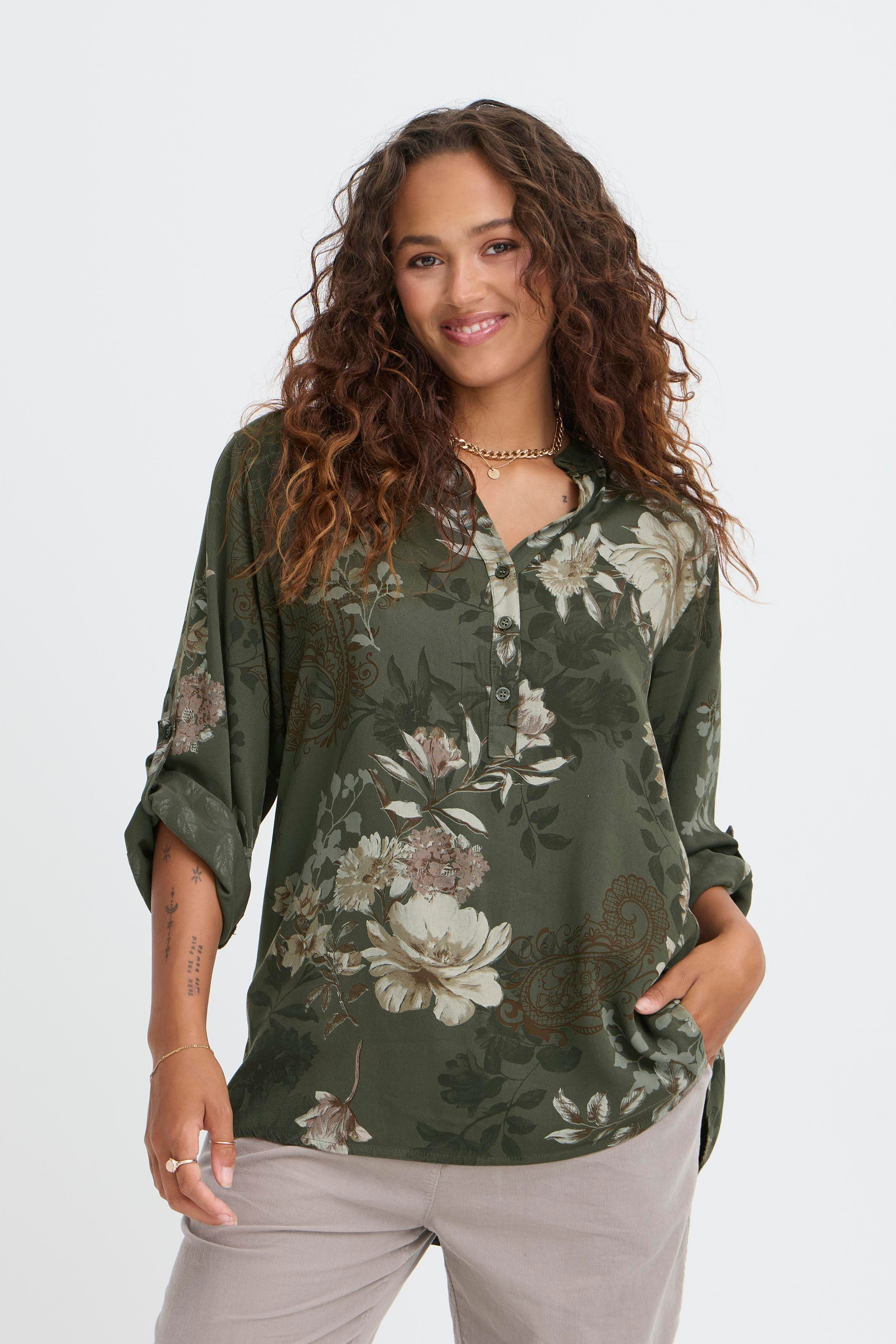 SBWILLOW Bluse LOOKBOOK FRONT 22101109-180515