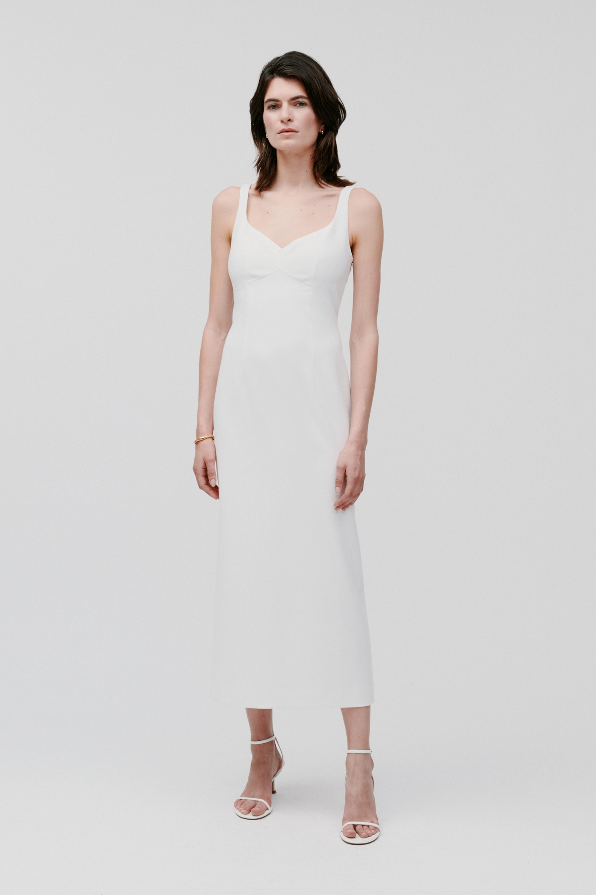 NEPHELIA Kjole LOOKBOOK FRONT 30600661-WH010