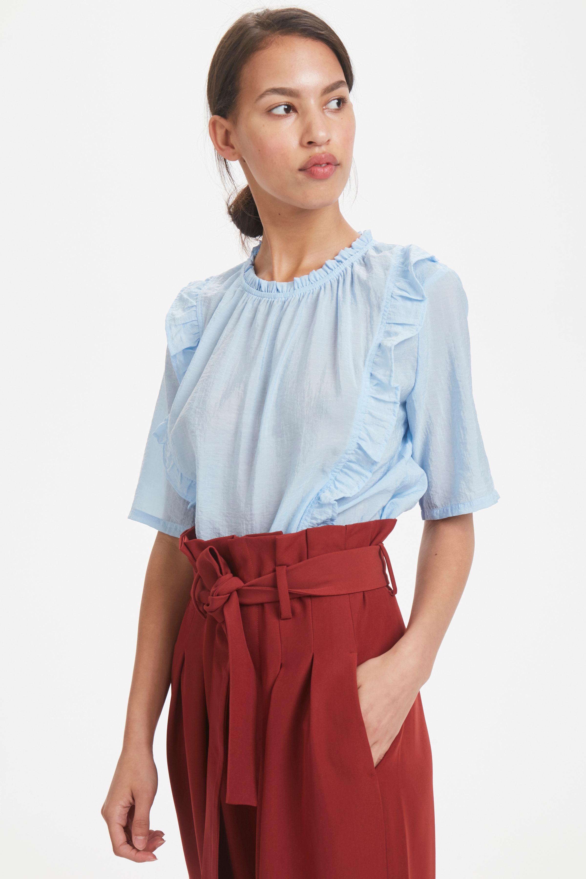 Kortärmad blus LOOKBOOK FRONT 30104552-10350