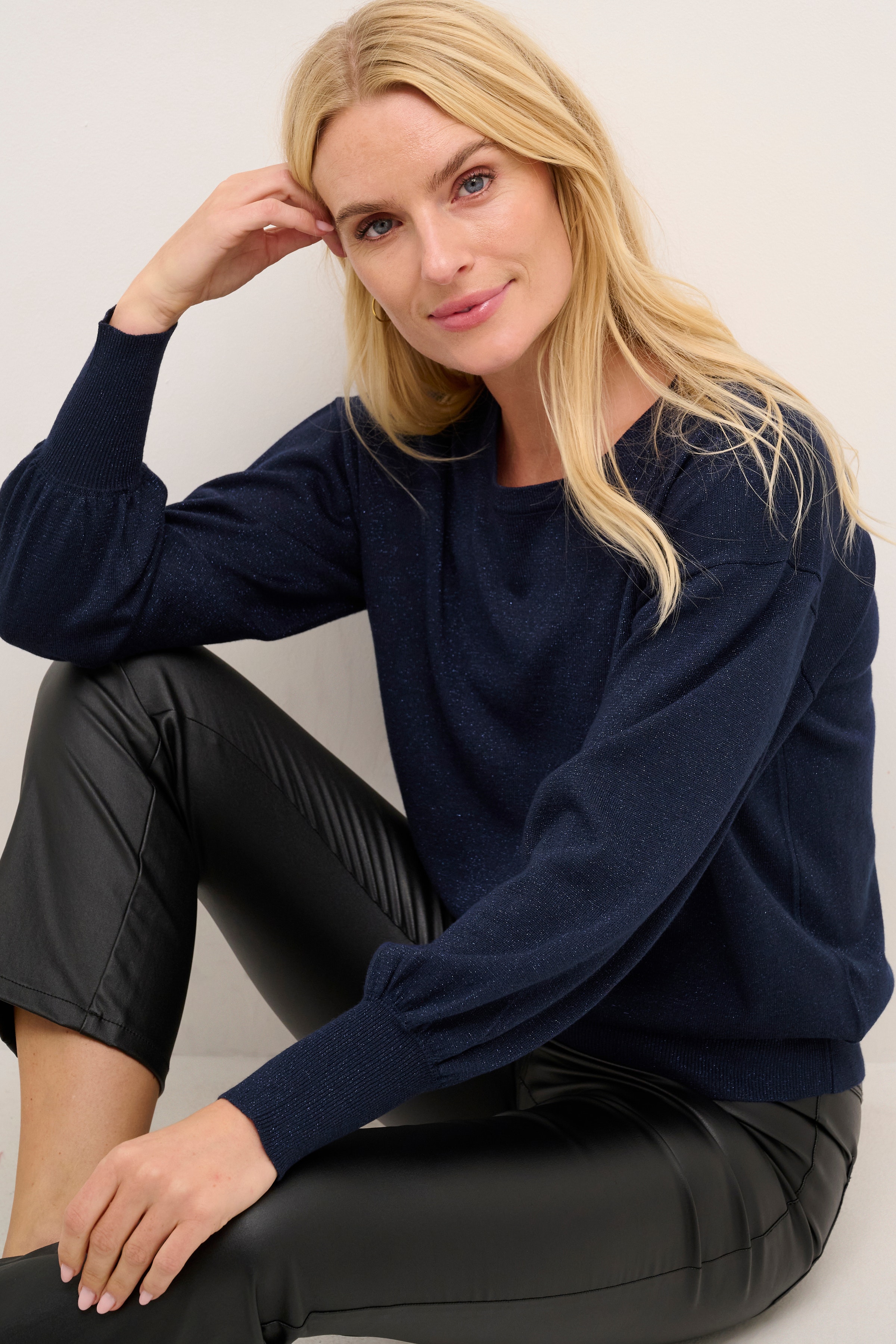 KAregina Glimmerpullover LOOKBOOK DETAIL 10507977-194020