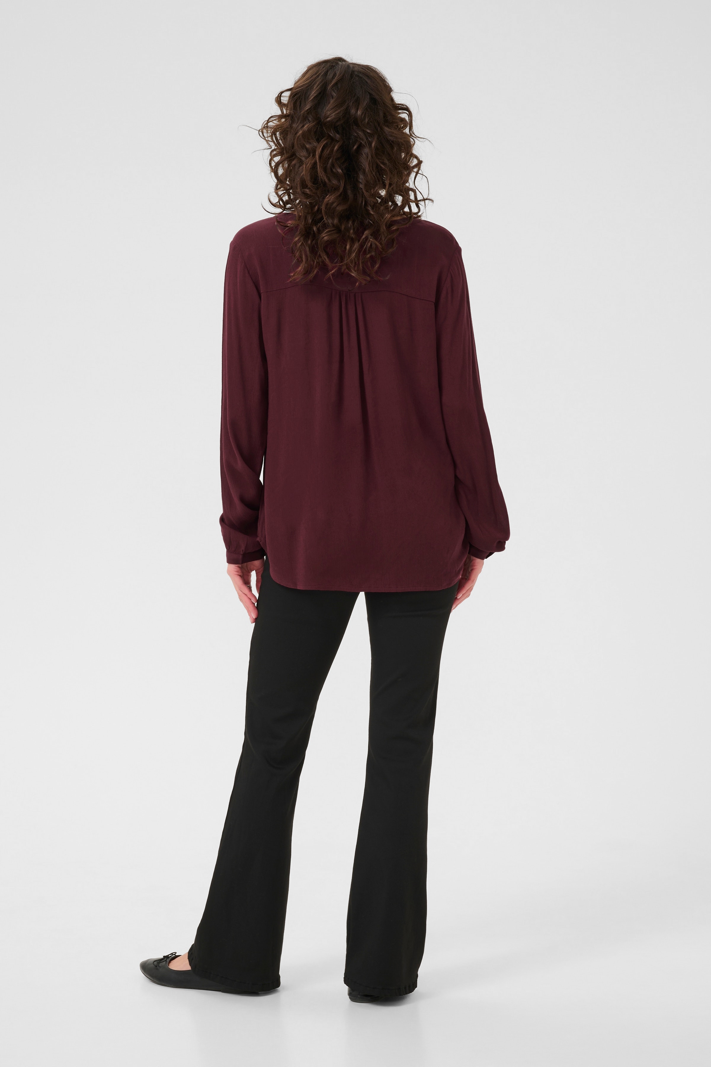 KAamber Blus LOOKBOOK BACK 501032-191528