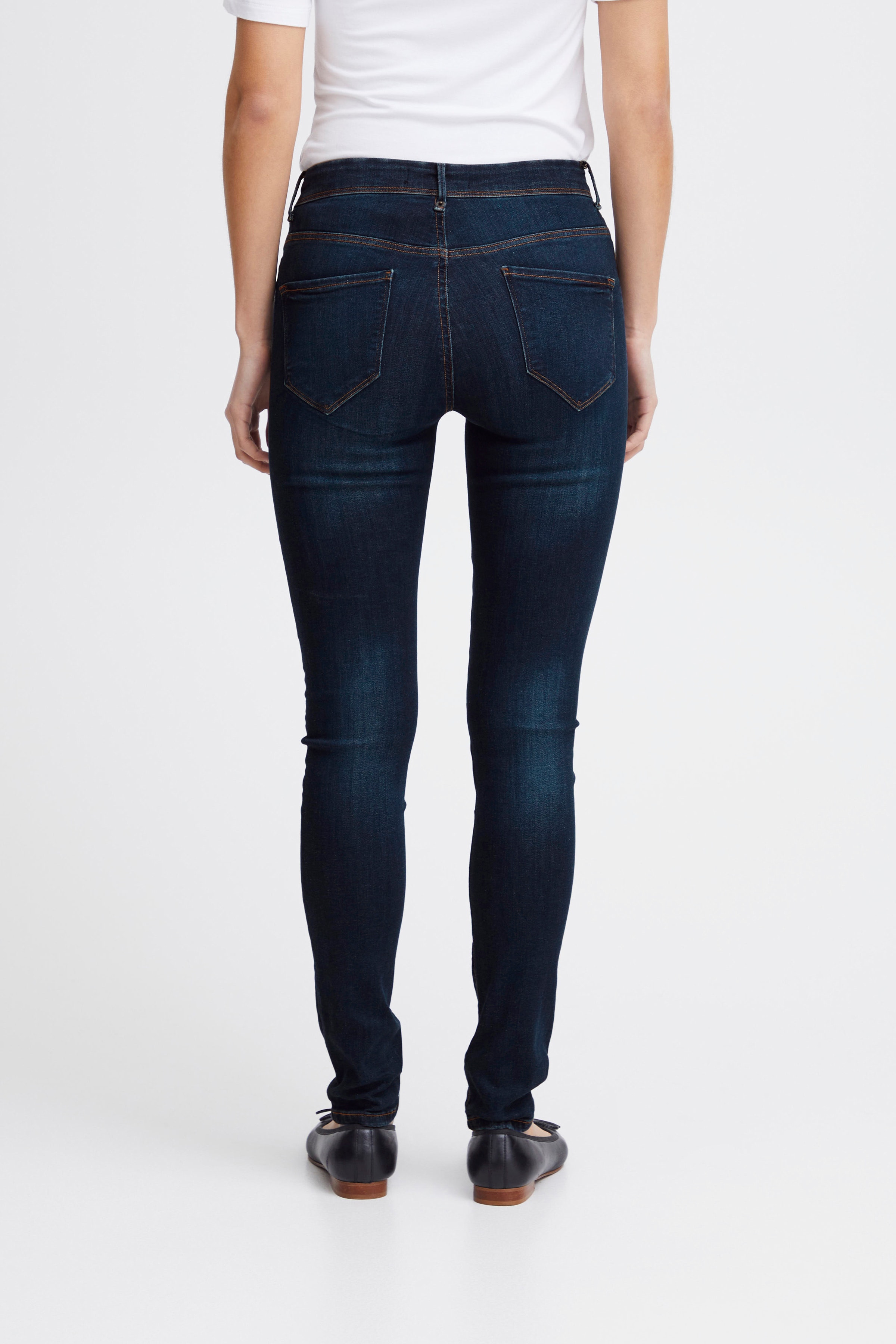 IHERIN Jeans LOOKBOOK FRONT 102011-19037