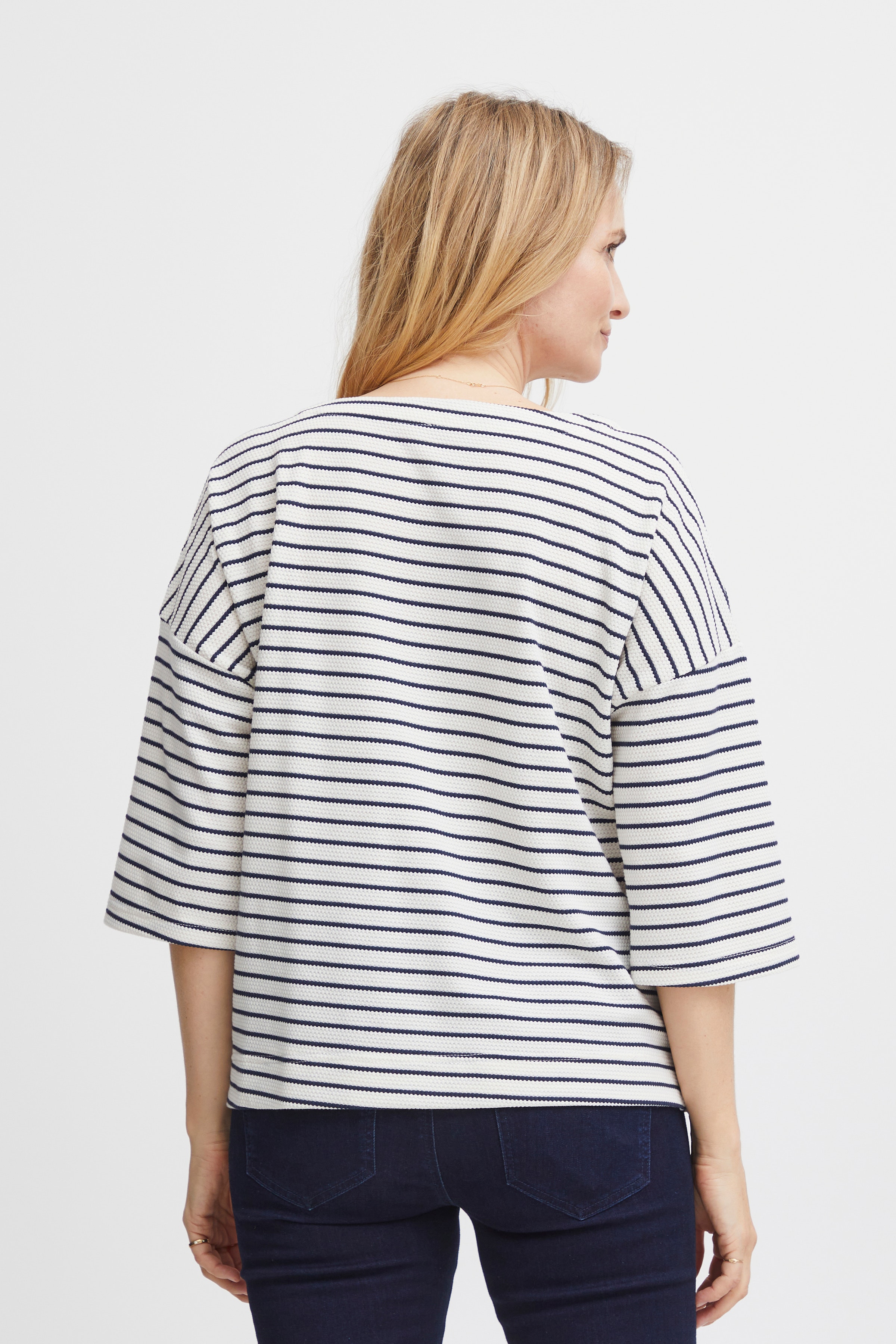 FRSADA T-shirt LOOKBOOK FRONT 20612543-200103