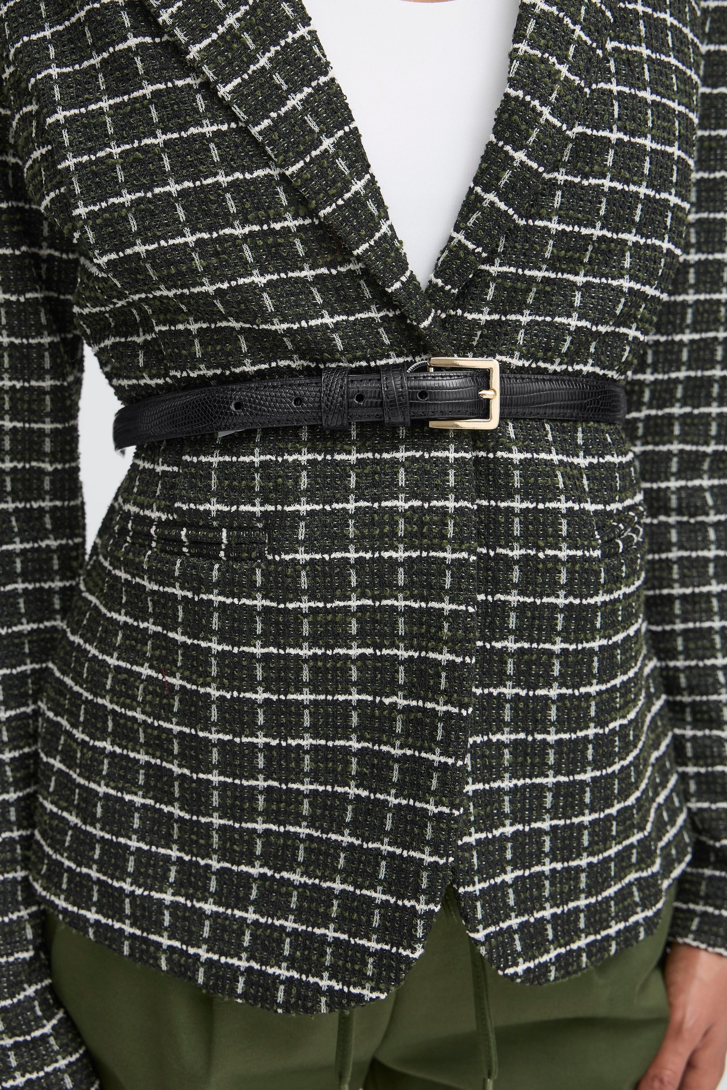 IALEANA Belte LOOKBOOK FRONT 20124375-194008